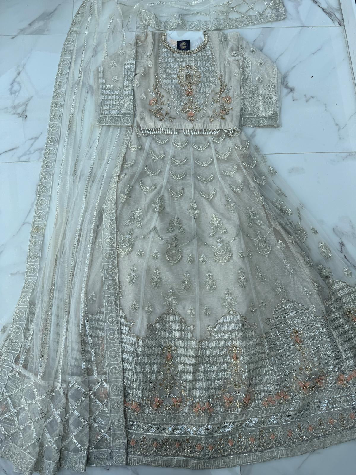 SIMRANS IVANA LUX WEDDING COLLECTION