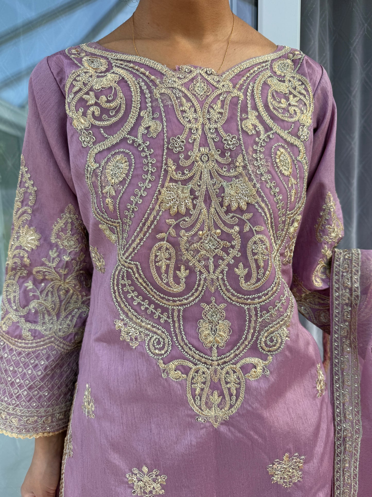 MUSKAAN - Zari embroidered raw silk kameez with plazo