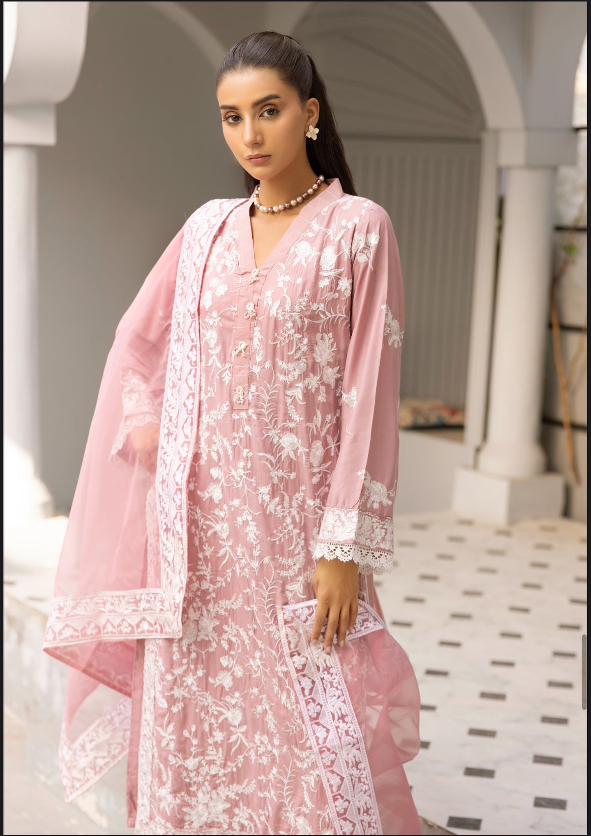 ZAREENA SIMRANS
