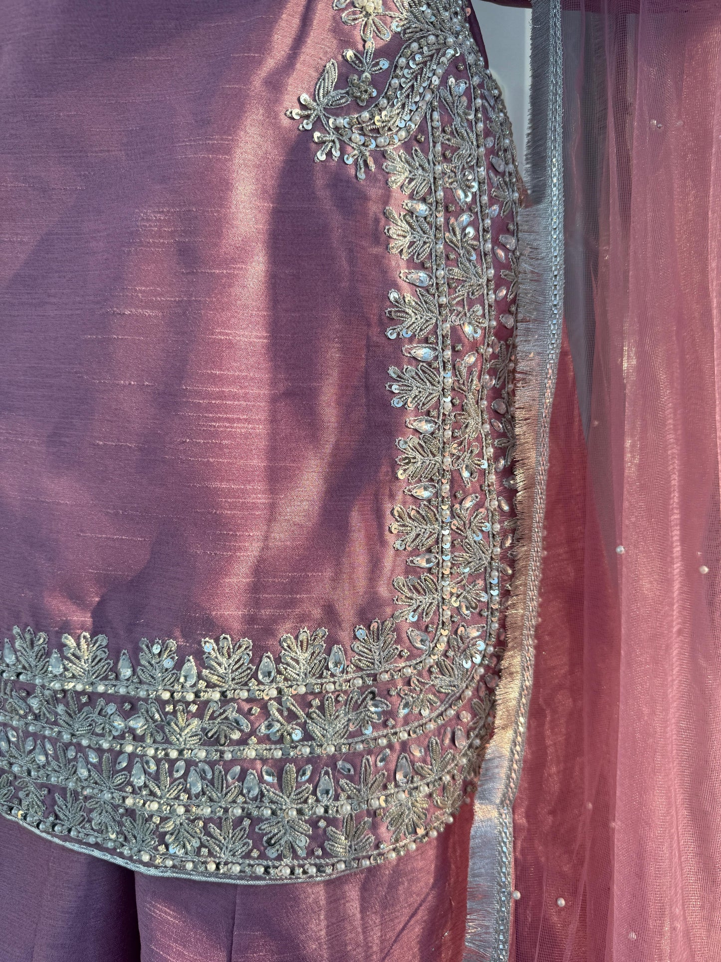 AVEEN - Embroidered raw silk kameez with Kali Sharara