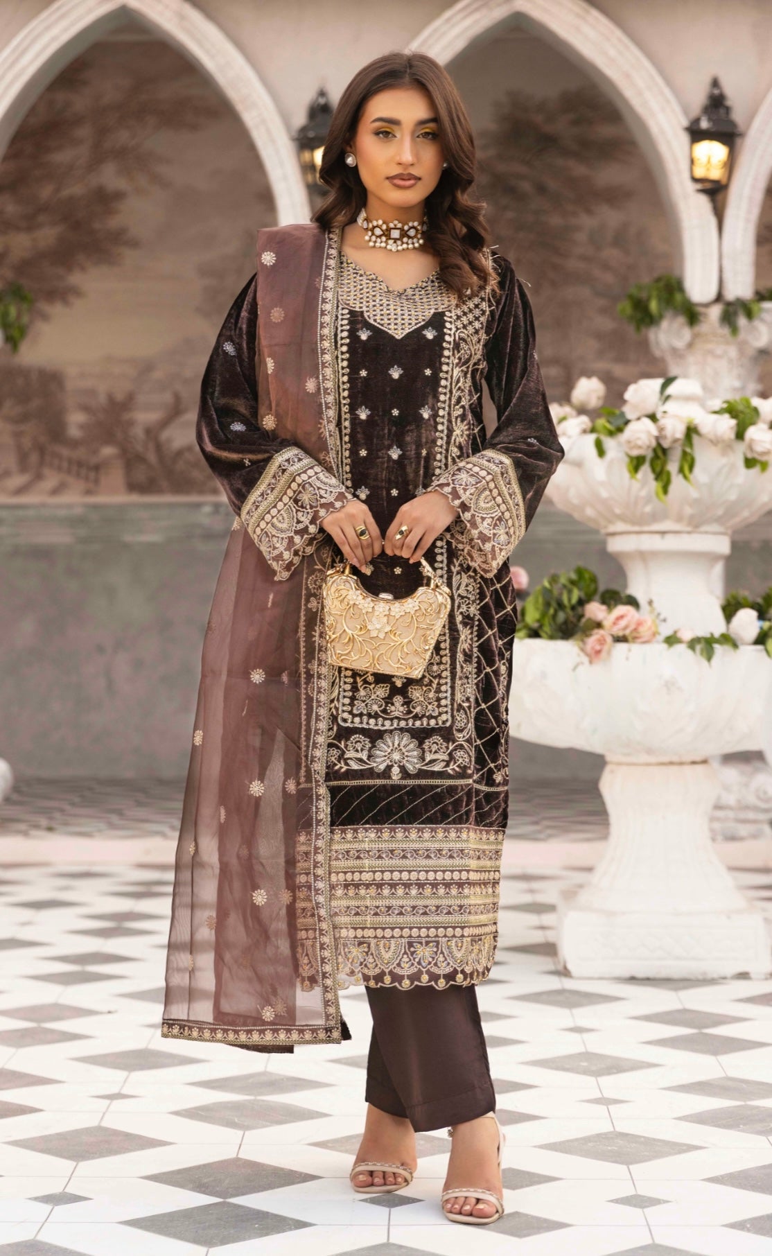 SIMRANS NURI - CHOCOLATE BROWN