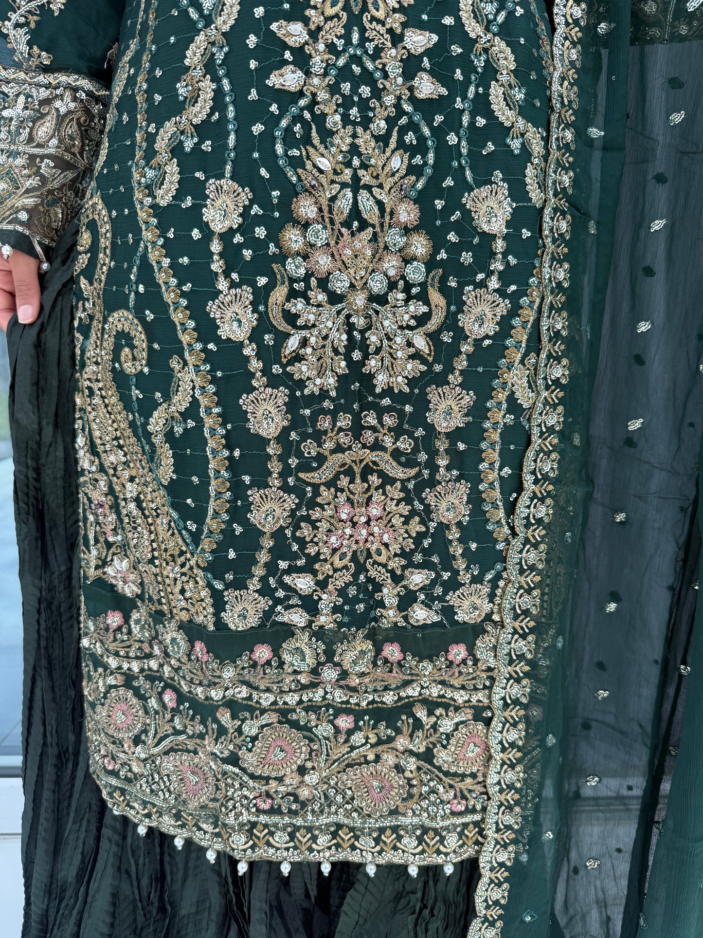 QAMAR GREEN - Embroidered chiffon kameez with crushed sharara