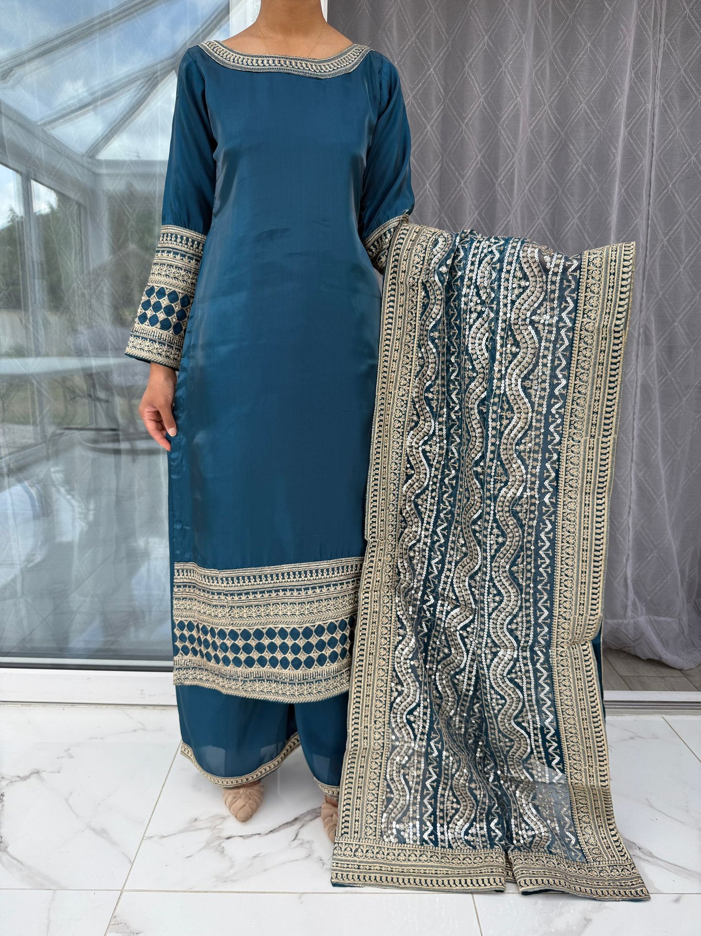 HAZEL LAWA SILK