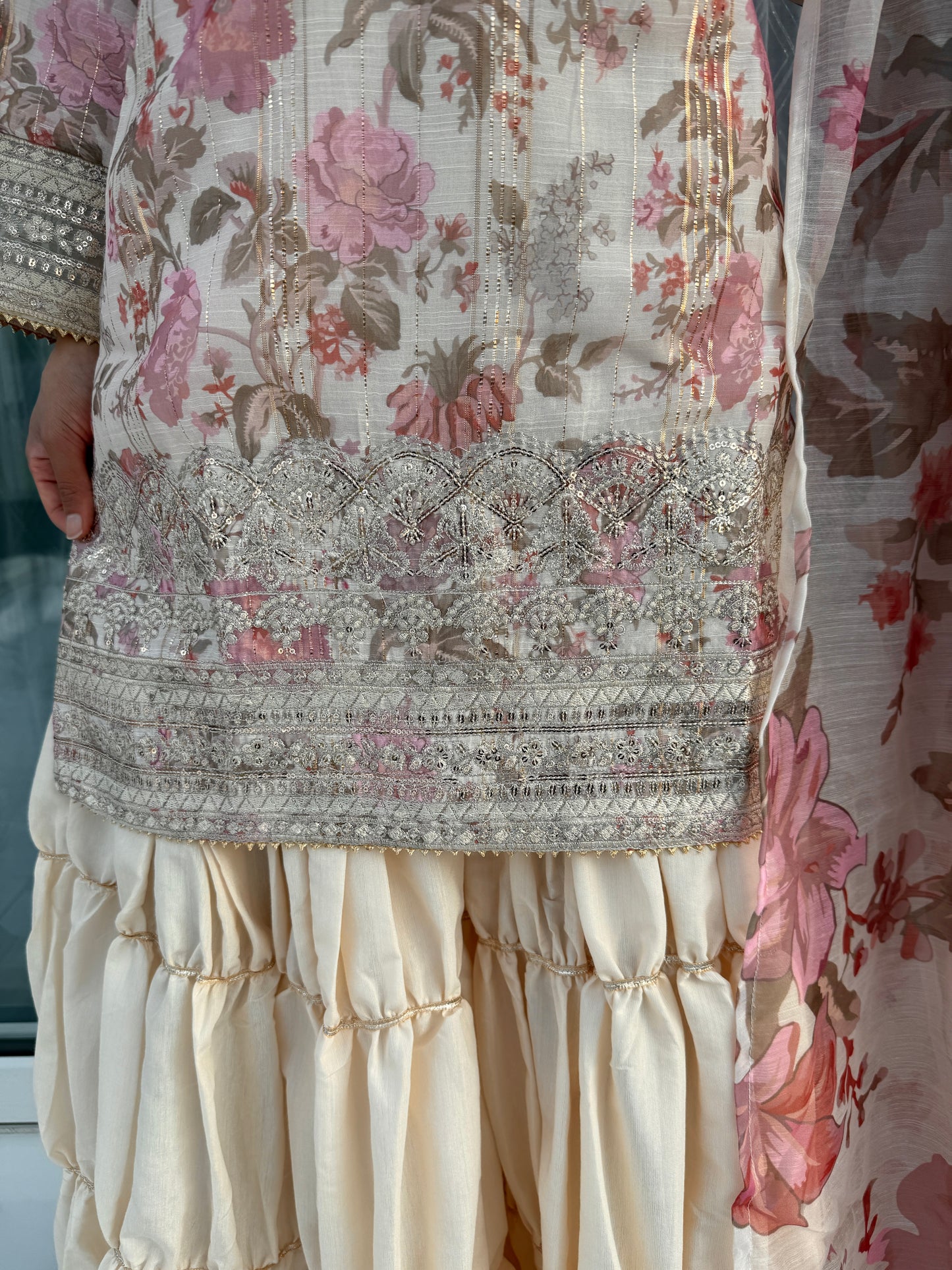 AYNAZ - Printed and embroidered monar kameez with tiered gharara (pink flowers)