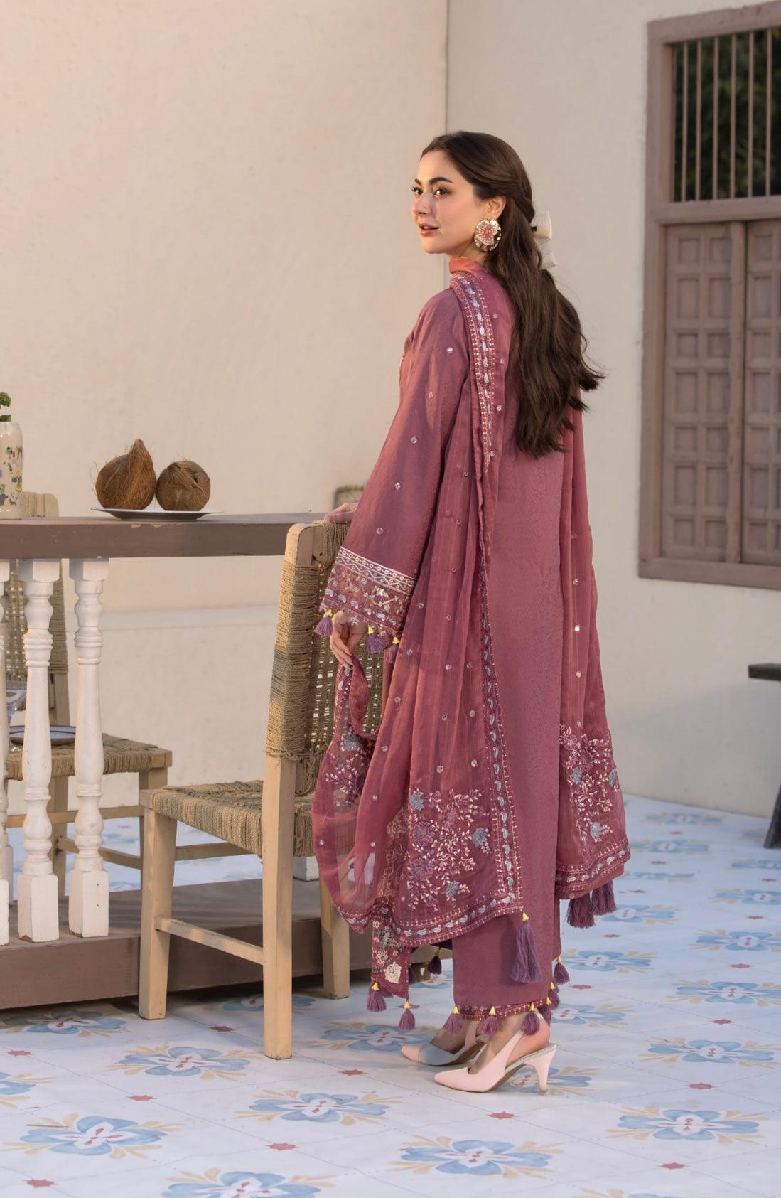 EXCLUSIVE HANIA AMIR JANAAN COLLECTION