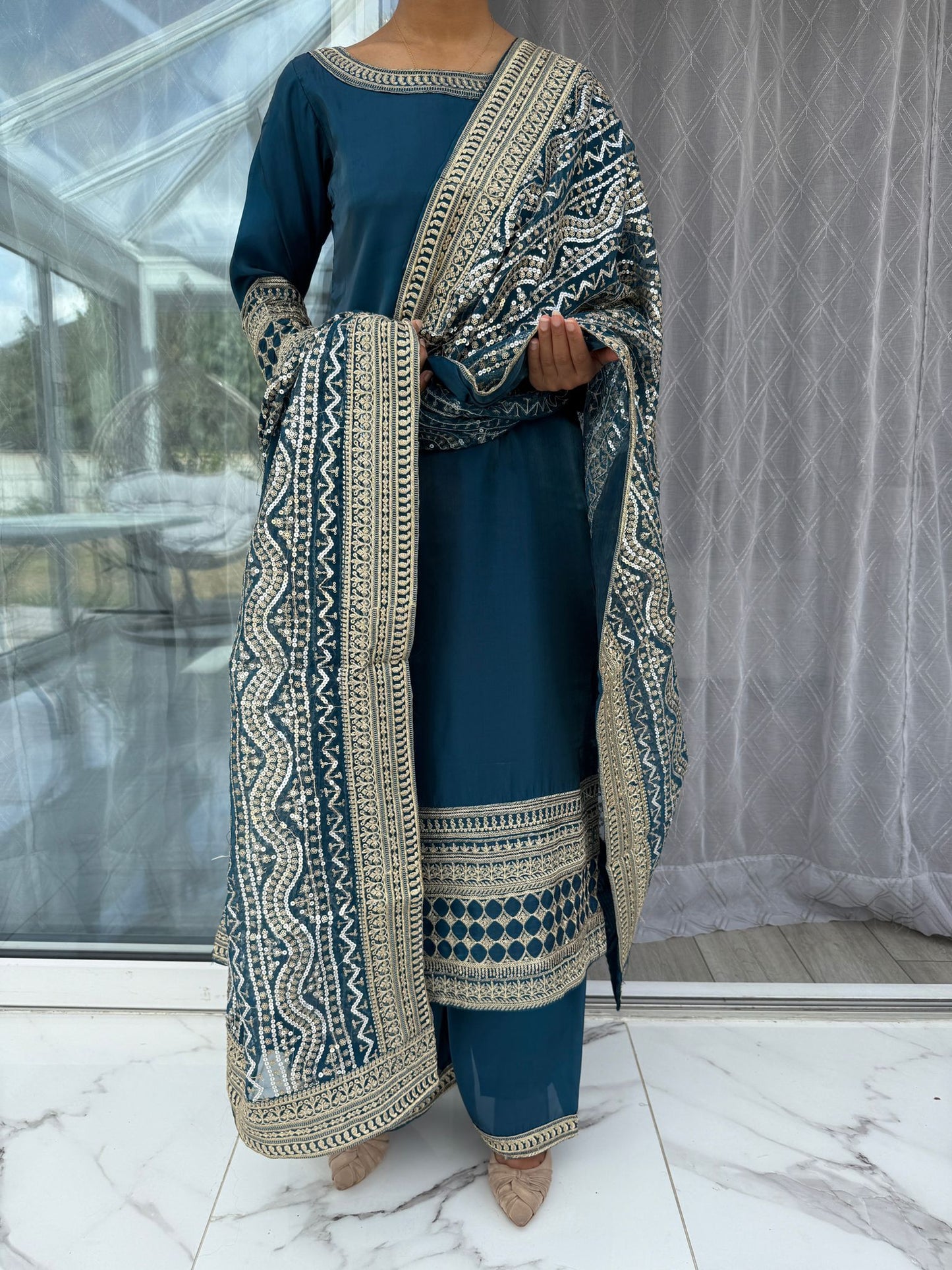 HAZEL LAWA SILK