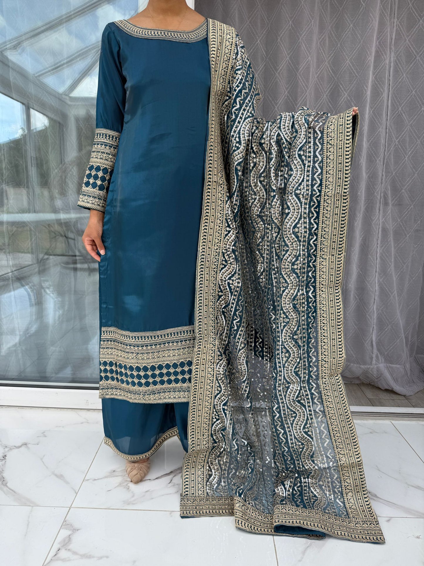 HAZEL LAWA SILK