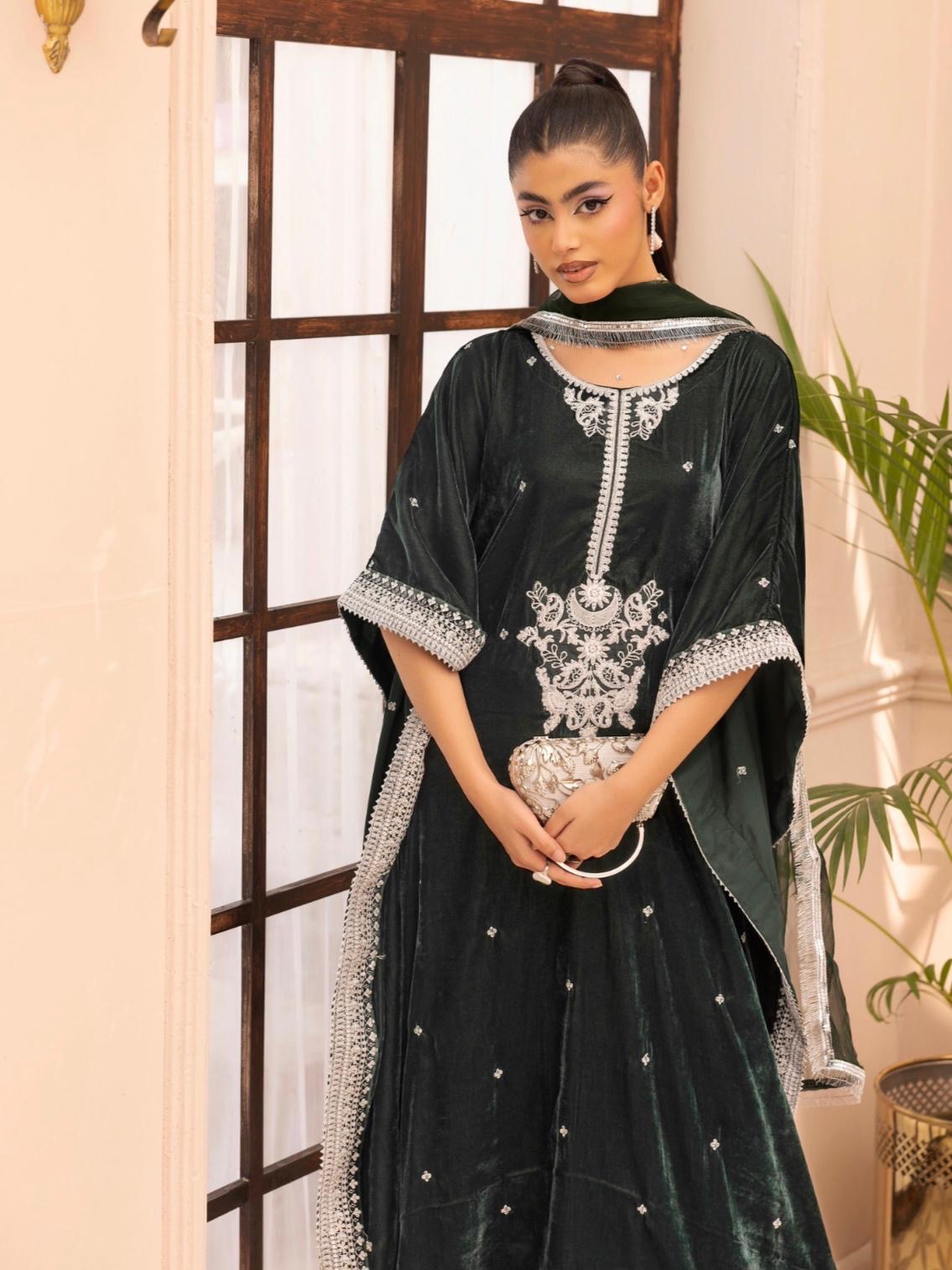 ZAYNA LUX VELVET KAFTAN SIMRANS GREEN