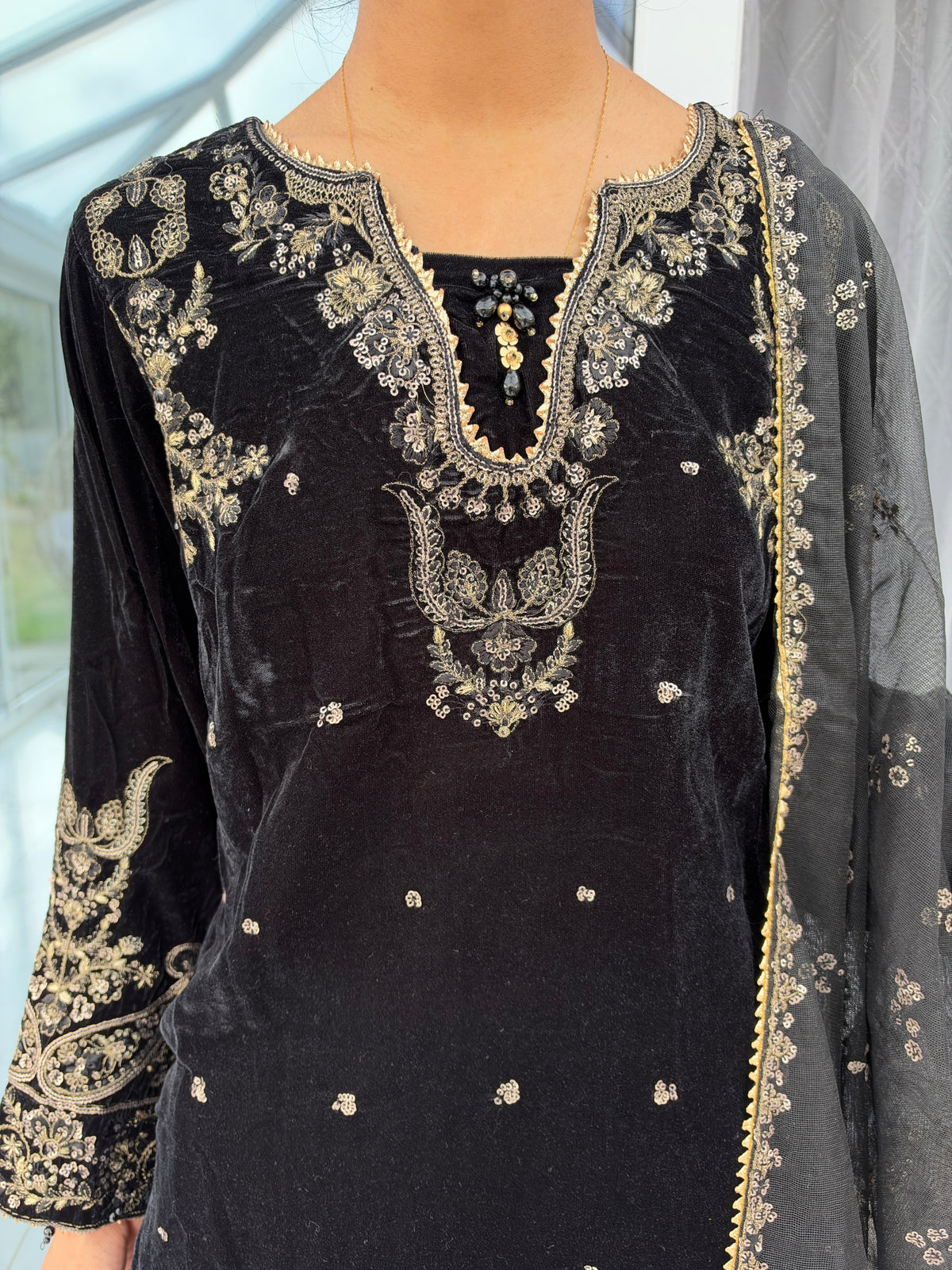 NAQSH BLACK - Embroidered luxury velvet kameez with plazo trousers & net dupatta