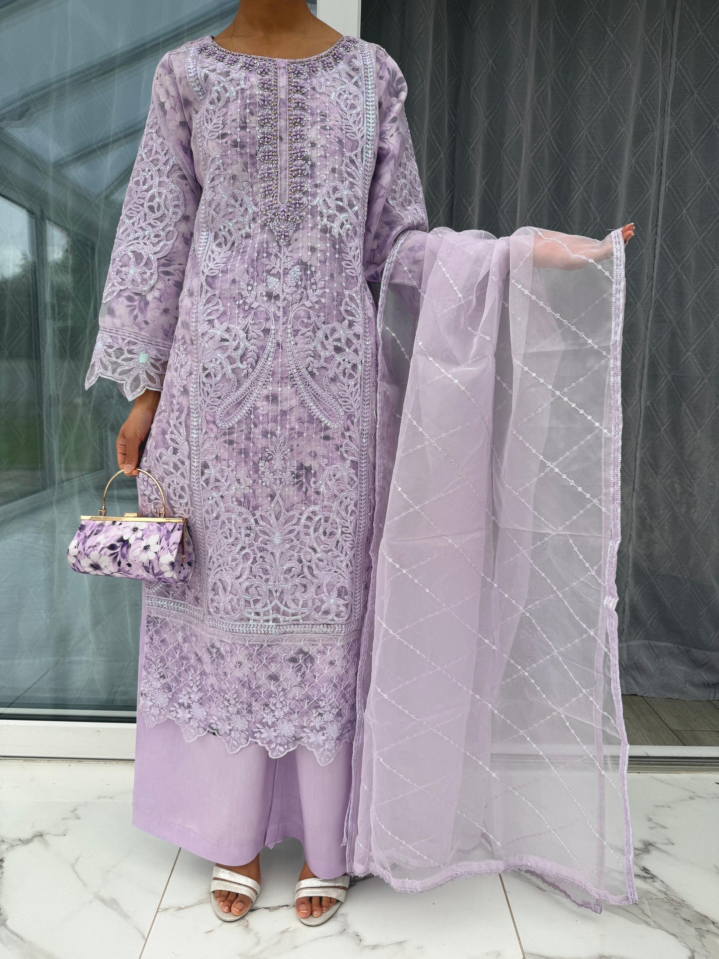 MINHA LILAC - Embroidered organza kameez with floral printed silk lining