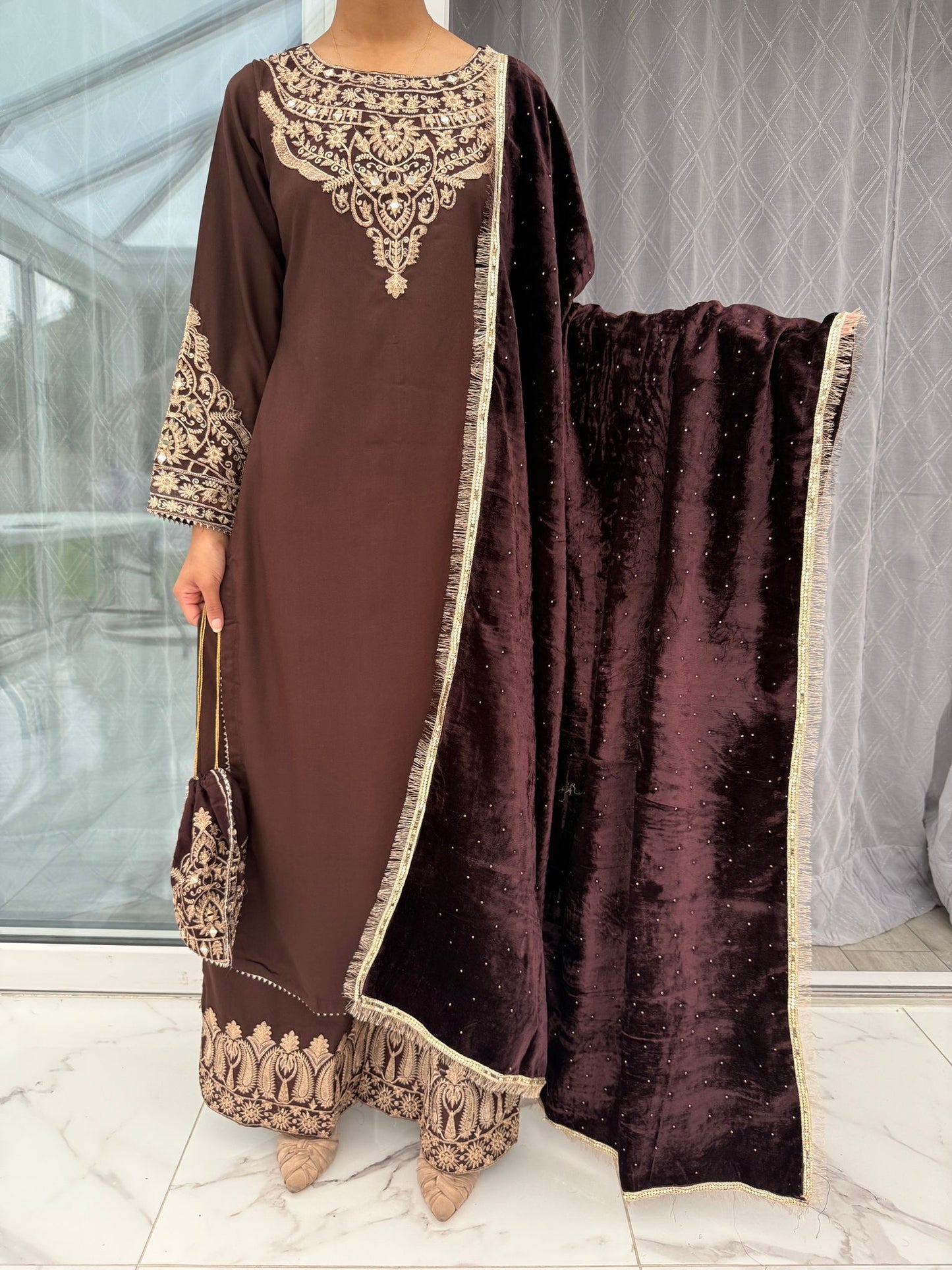 FILHAAL SIMRANS CHOCOLATE BROWN