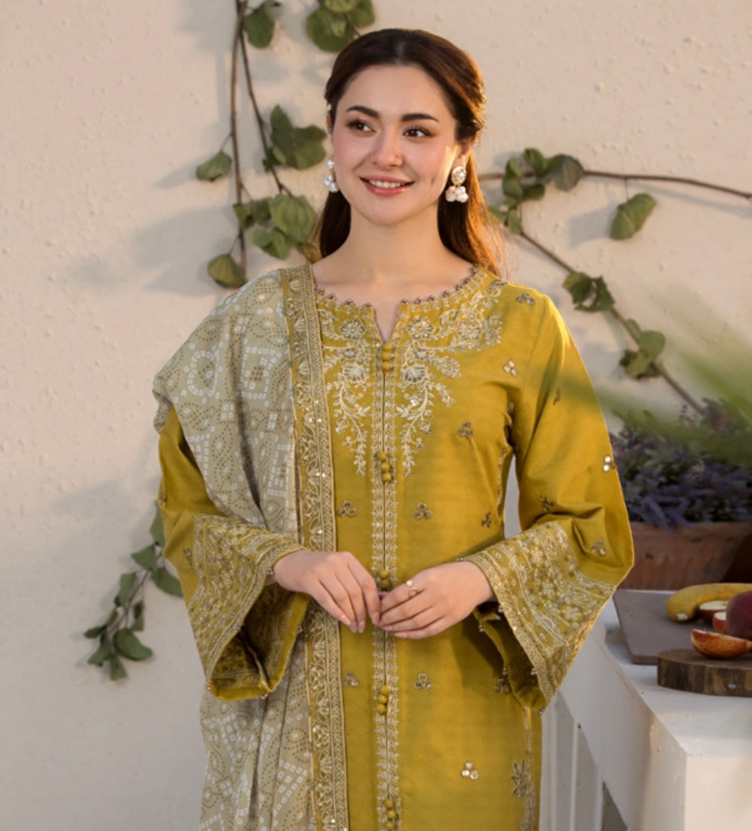 EXCLUSIVE HANIA AMIR JANAAN COLLECTION