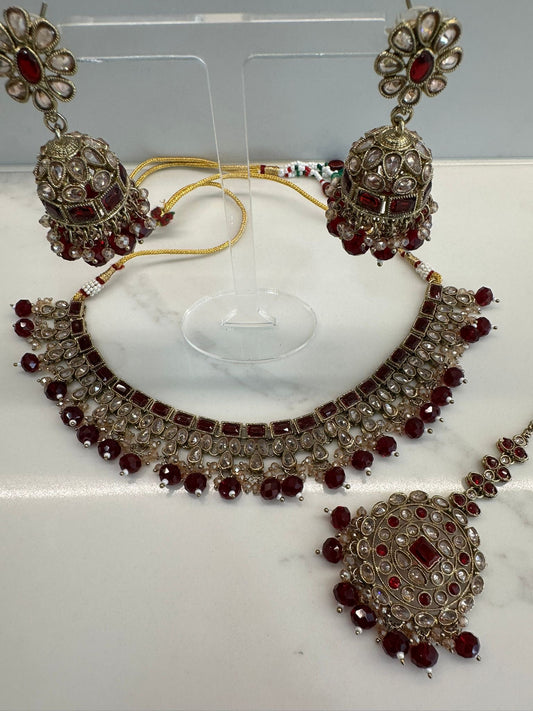 DALIA MAROON