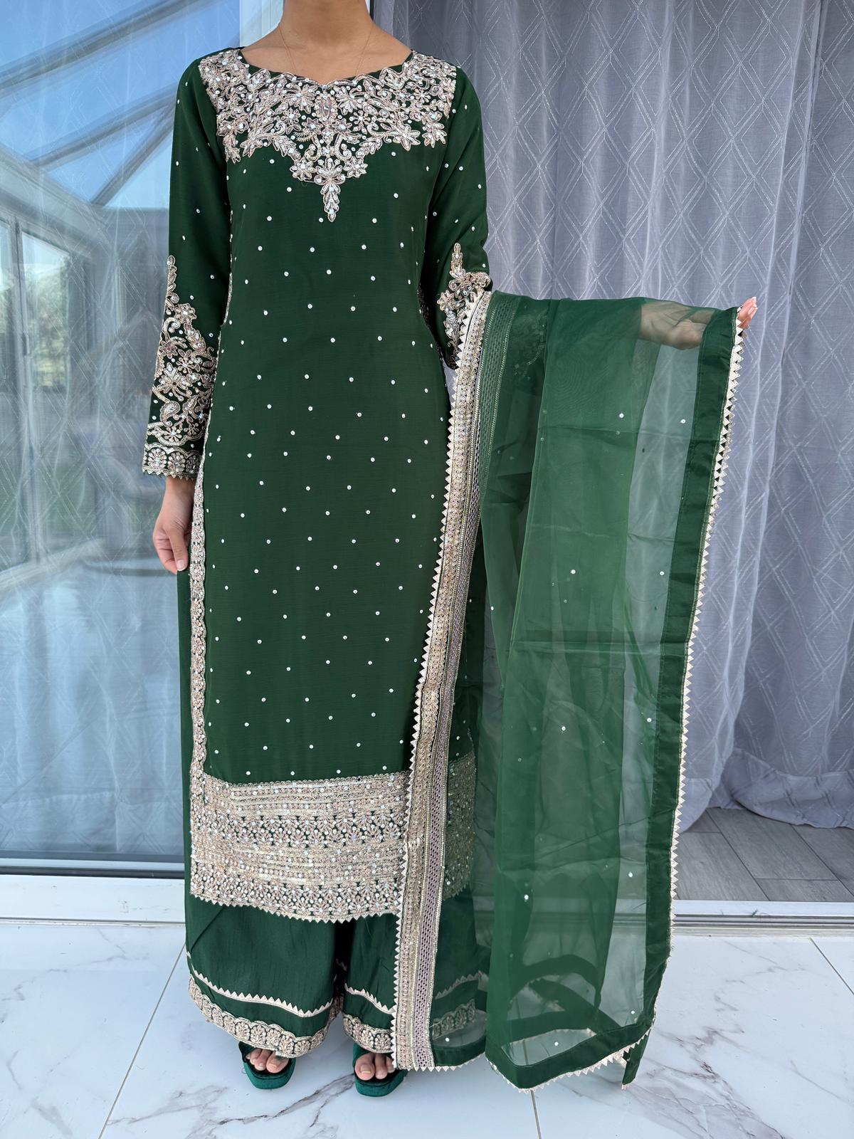 KHUSHI - Embroidered chiffon outfit with plazo