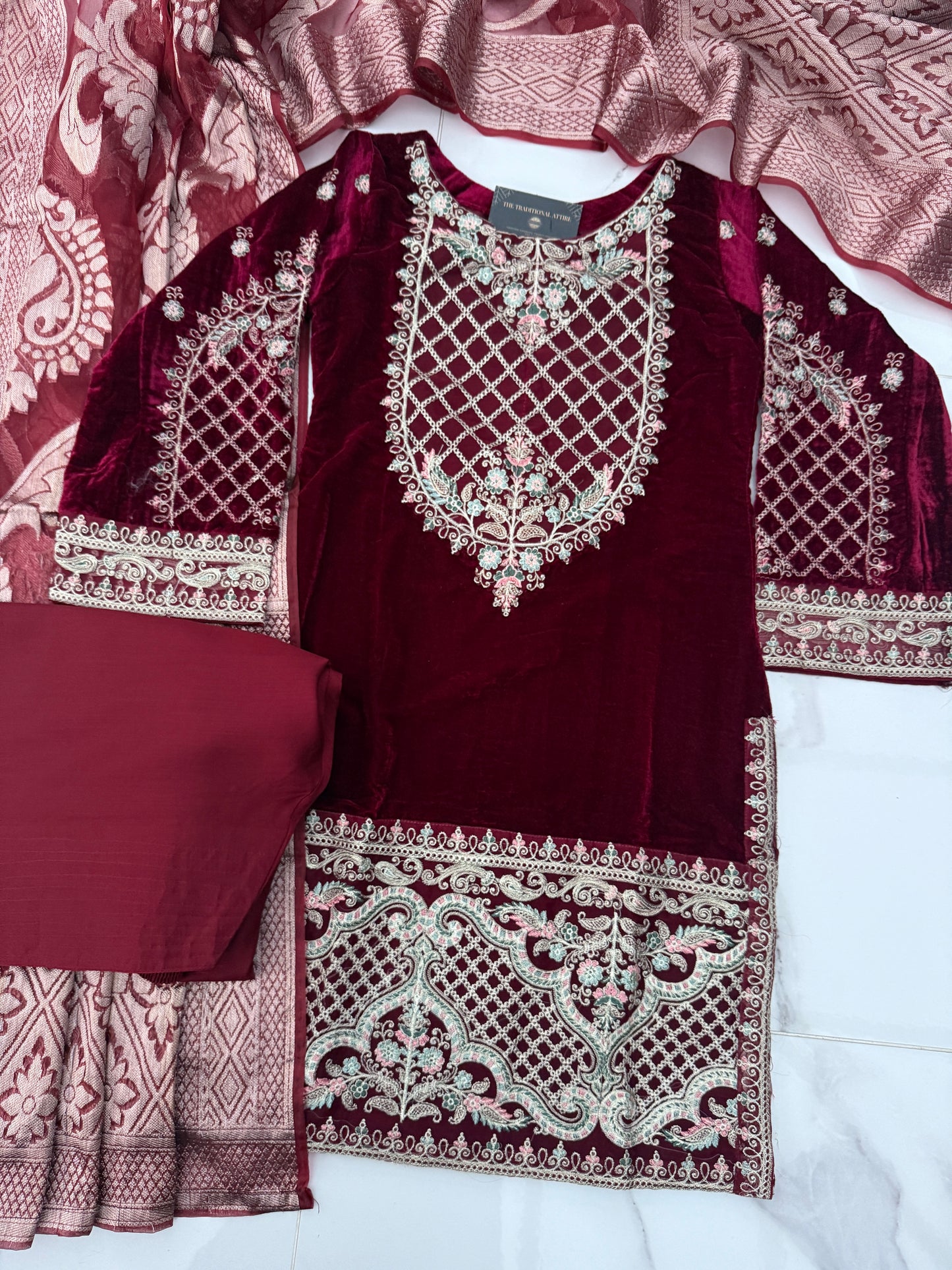 SIMRANS FANNAH COLLECTION - MAROON