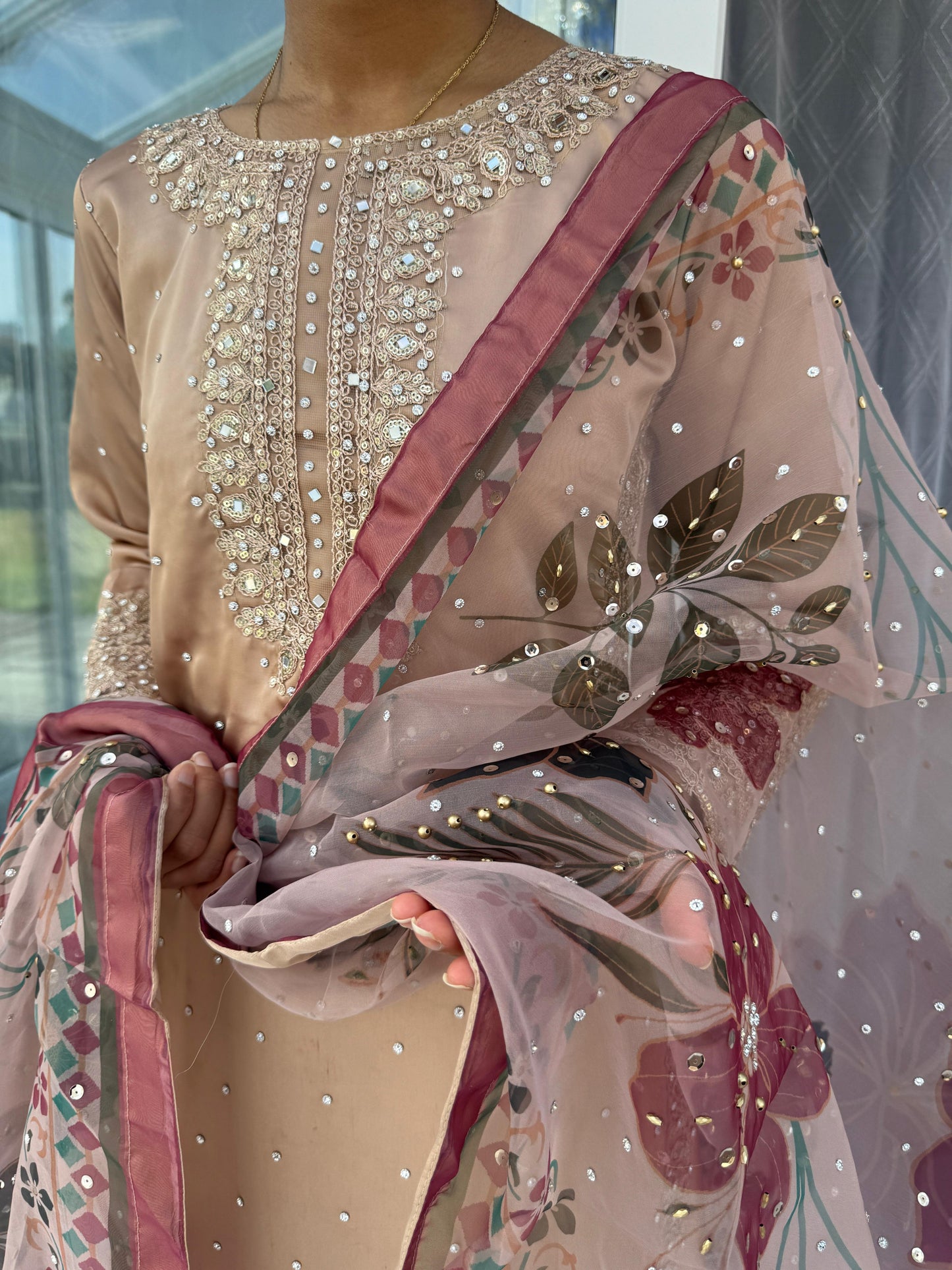 RUMANA - Embroidered silk kameez with hand painted dupatta