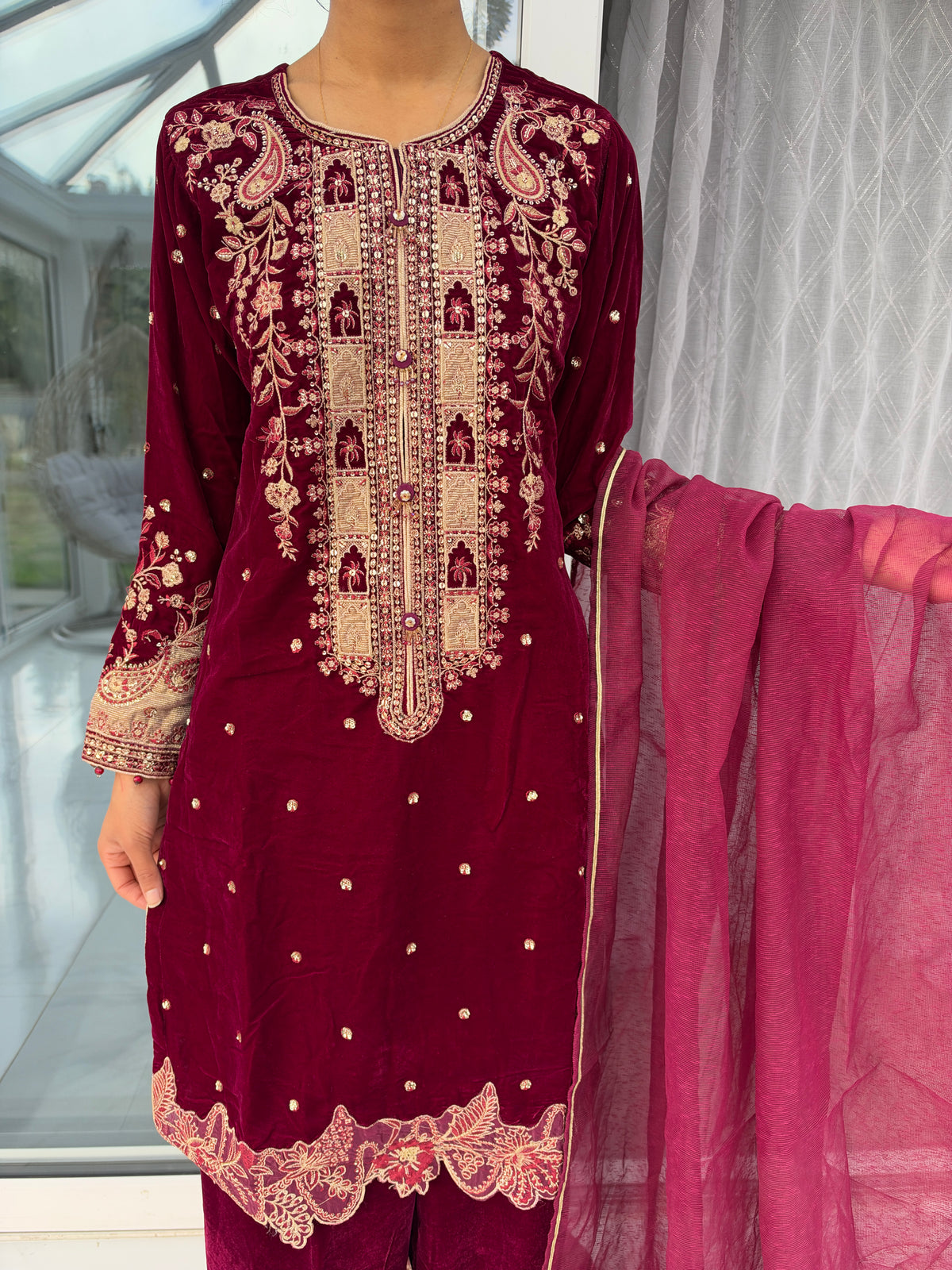 NAQSH - Embroidered luxury velvet kameez with plazo