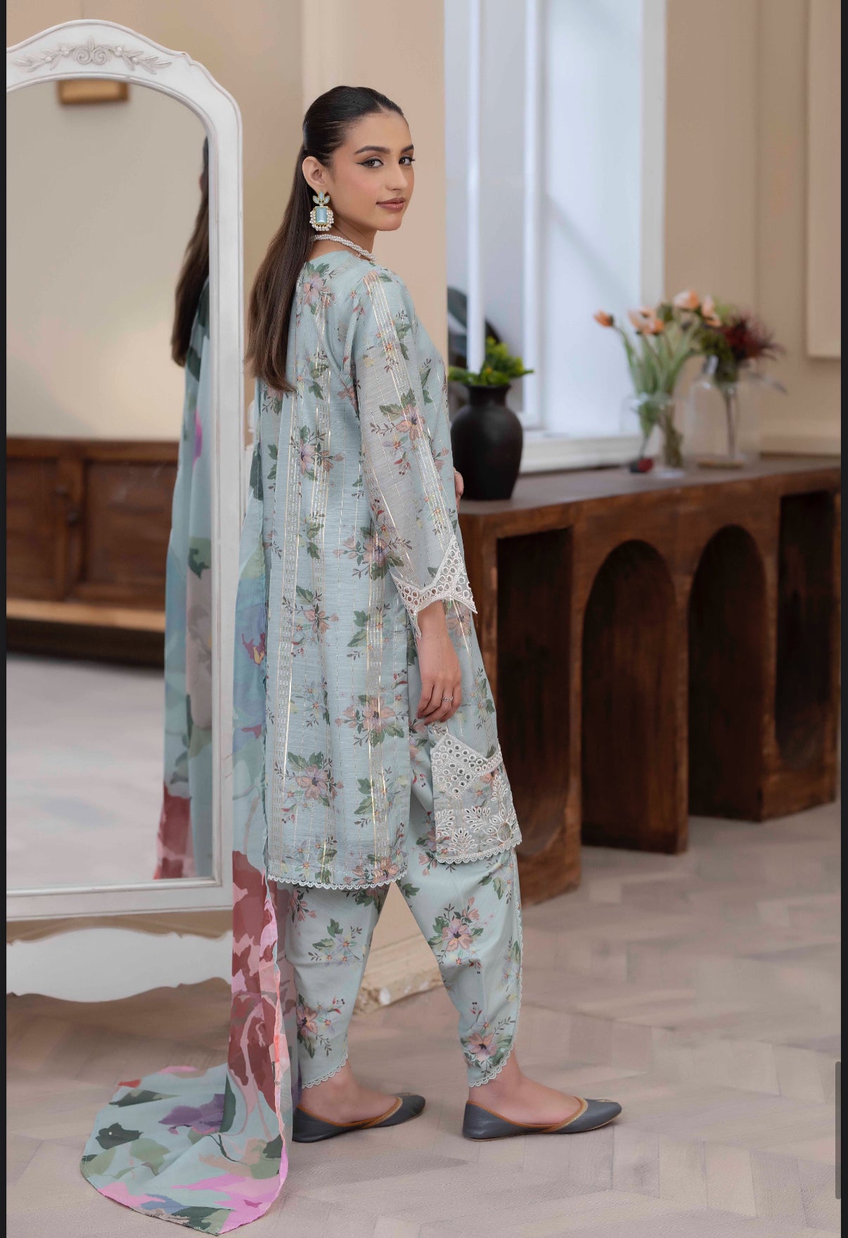 ANDAAZ - TULIP SHALWAR