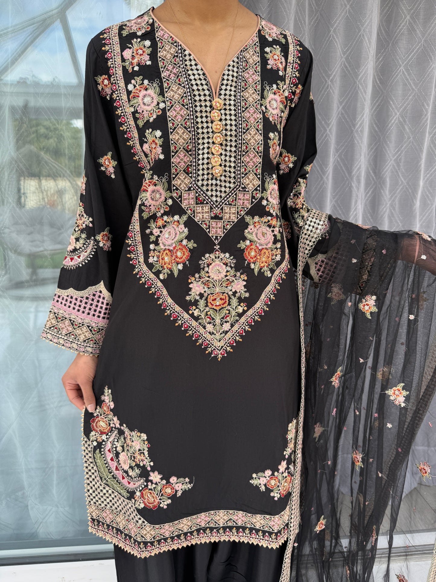 ETHNIC EID FESTIVE - Embroidered viscose kameez with net duppatta/farshi shalwar