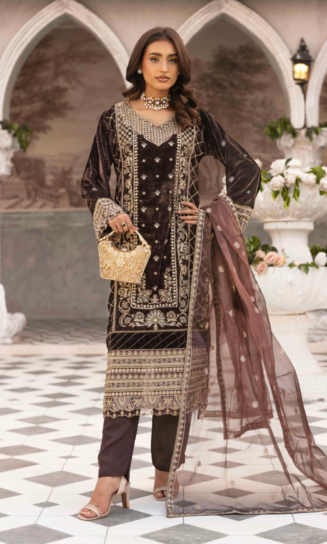 SIMRANS NURI - CHOCOLATE BROWN