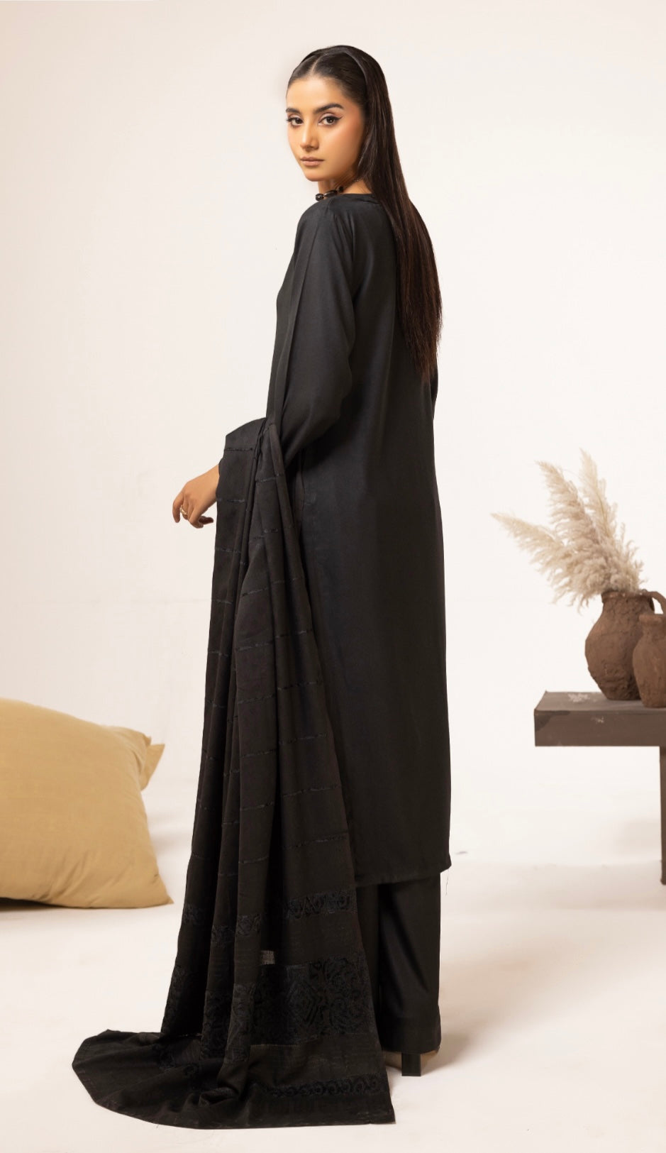 MARIAM DHANAK COLLECTION BLACK