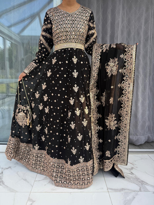 QARINA BLACK