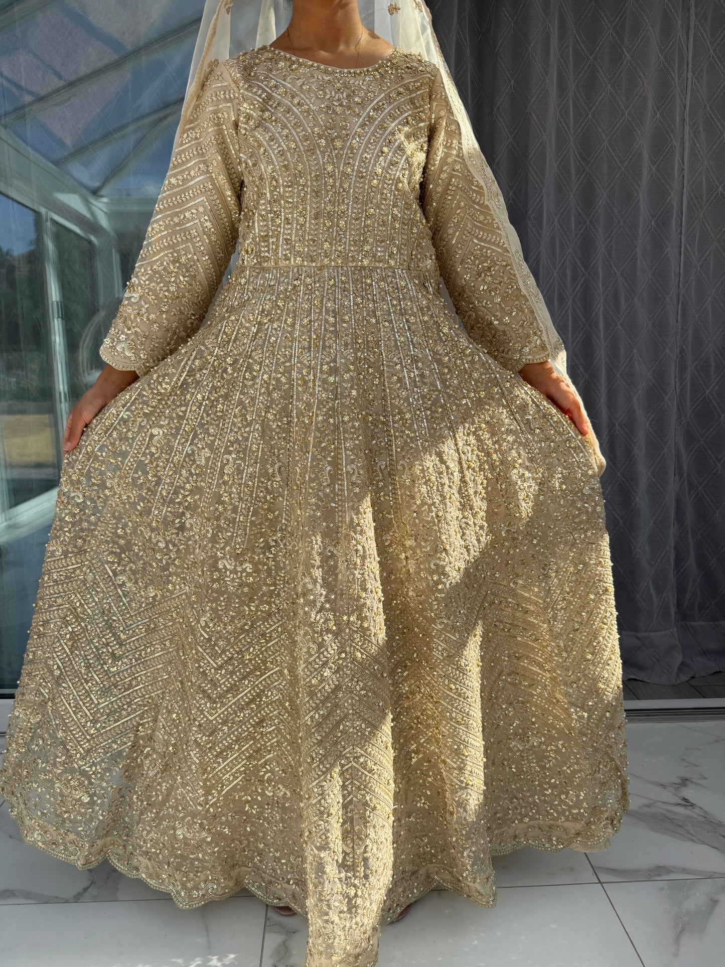 ALAYNA - Embroidered party maxi dress