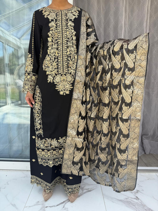 FILHAAL BLACK