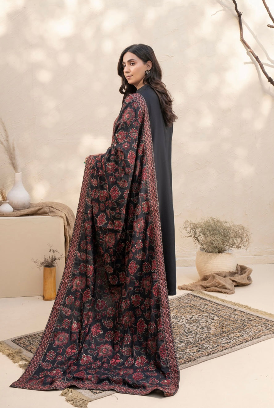 MAHAM BLACK- Embellished Dhanak kameez with embroidered Kashmiri shawl and straight trousers