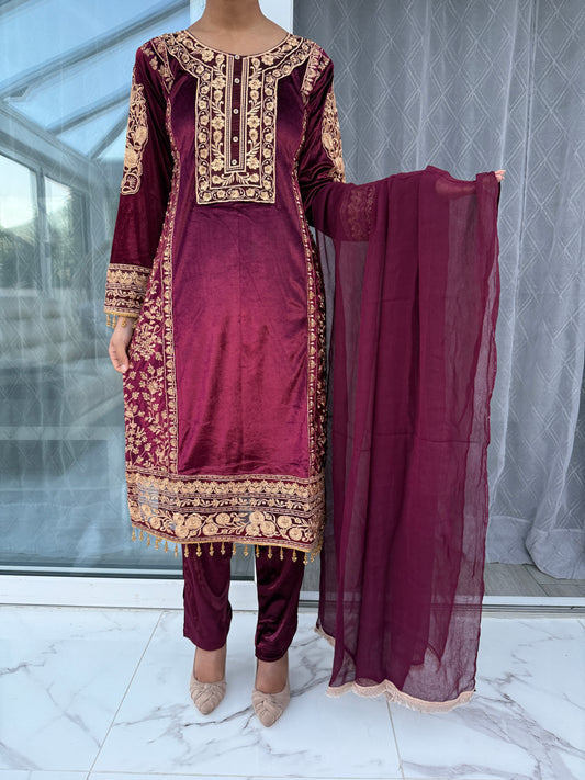 ROOP MAROON