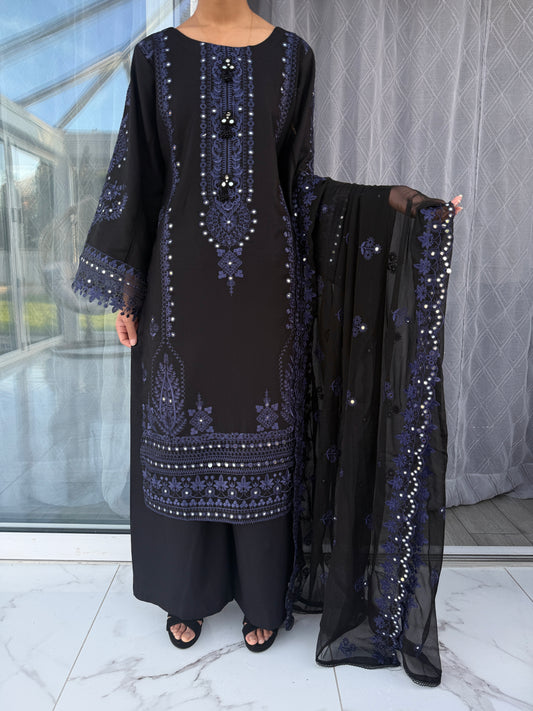 UNAIZA BLACK - Embroidered Dhanak kameez with chiffon dupatta/plazo
