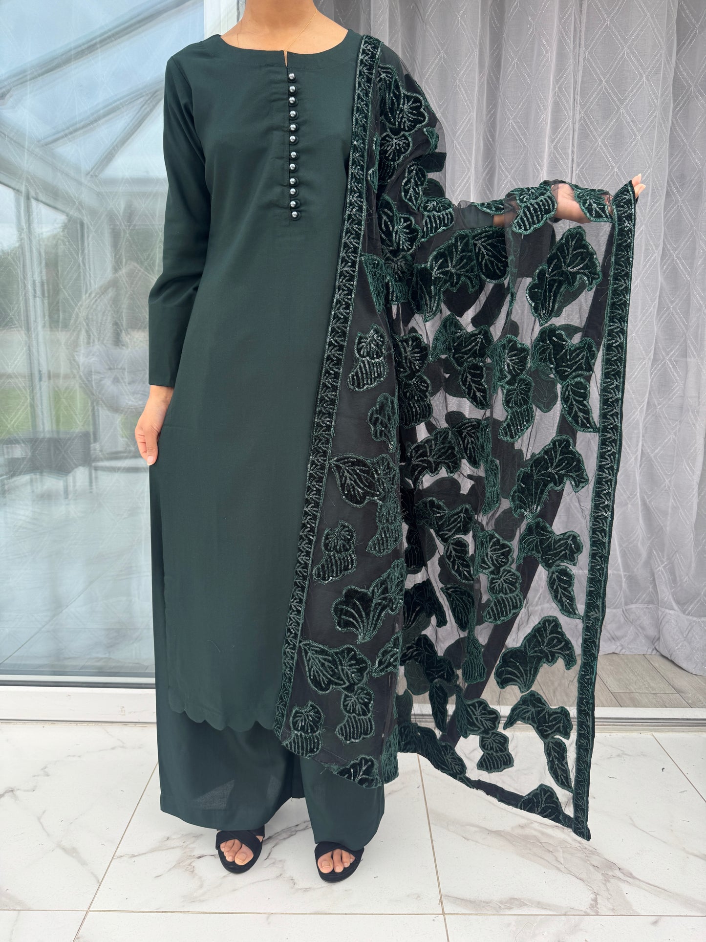 NURA SIMRANS - Dhanak readymade outfit with laserkari velvet net duppatta