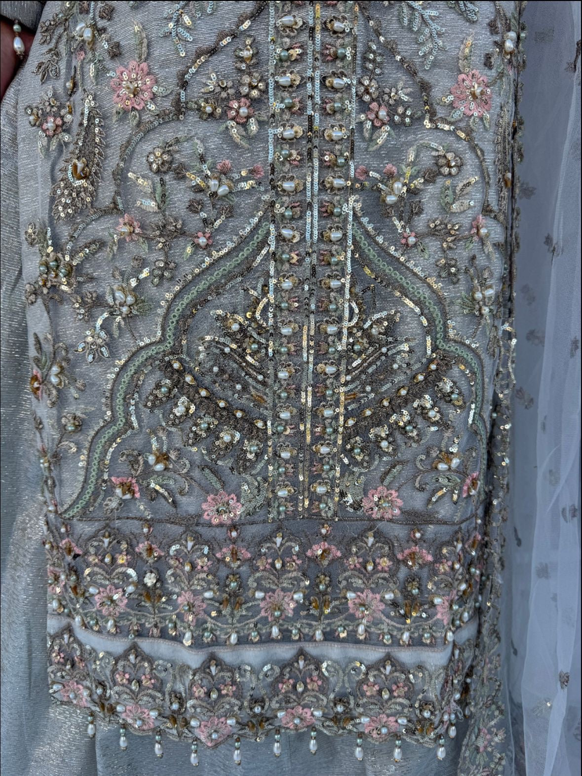ALAIRA LIGHT GREY - Handwork embellished net outfit with Sharara