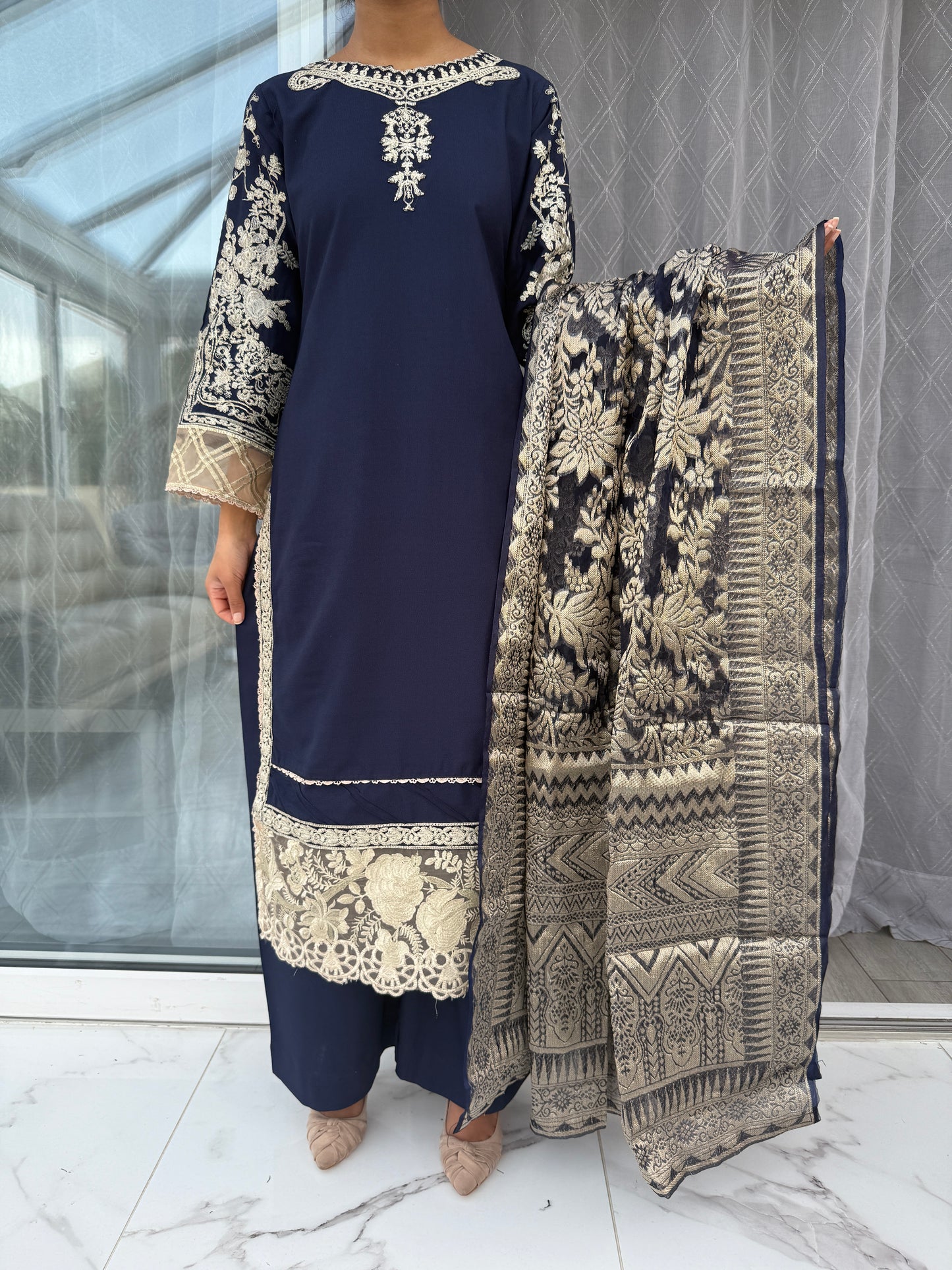 SIMRANS CHARISMA COLLECTION - NAVY BLUE