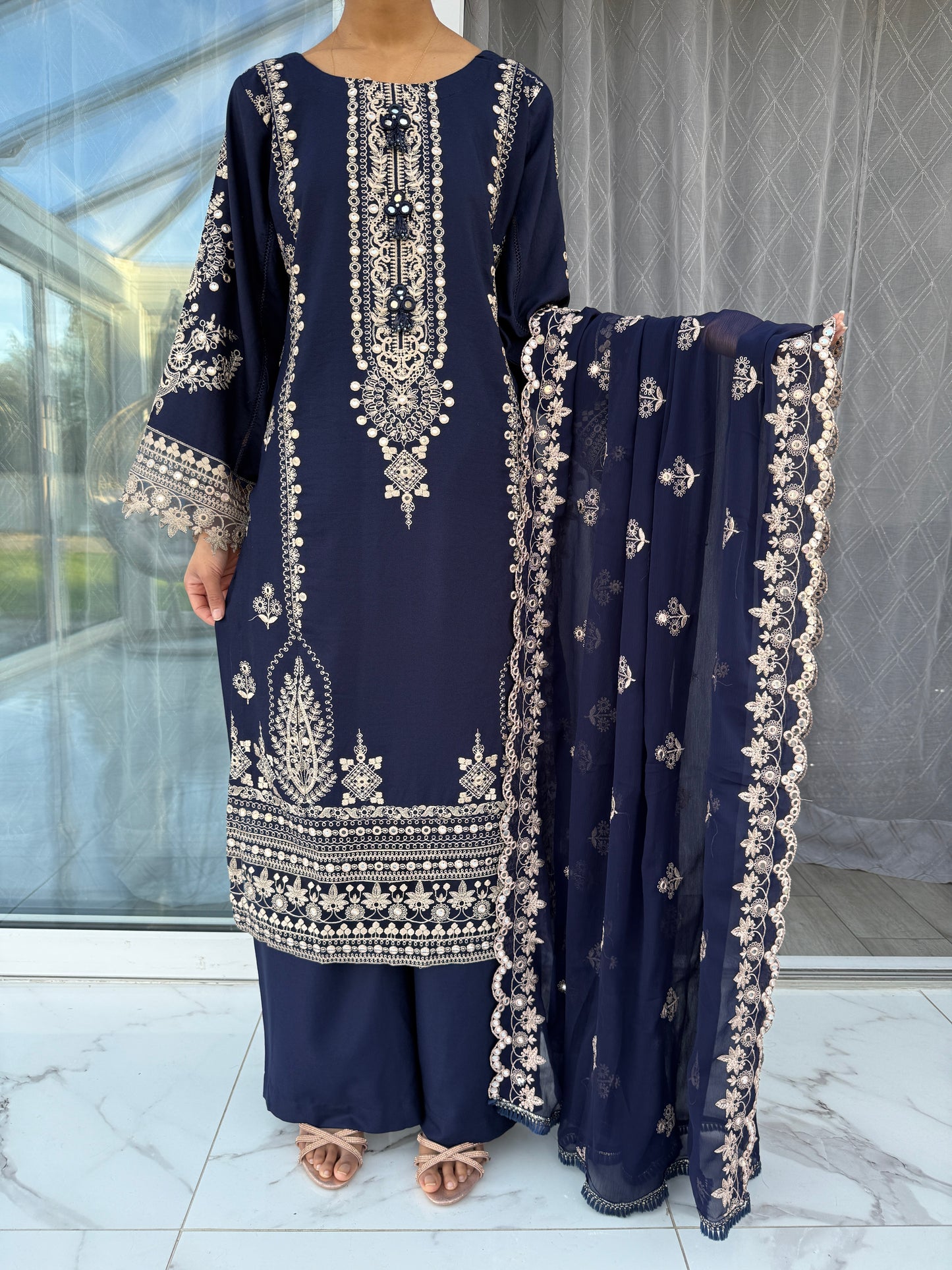 UNAIZA NAVY BLUE - Embroidered Dhanak kameez with chiffon dupatta and plazo