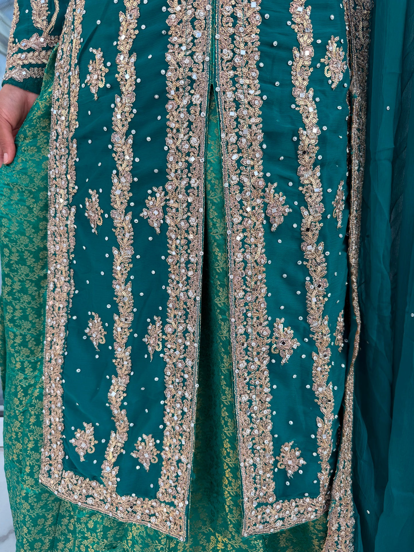 JHALAK - Embroidered chiffon kameez with brocade lengha