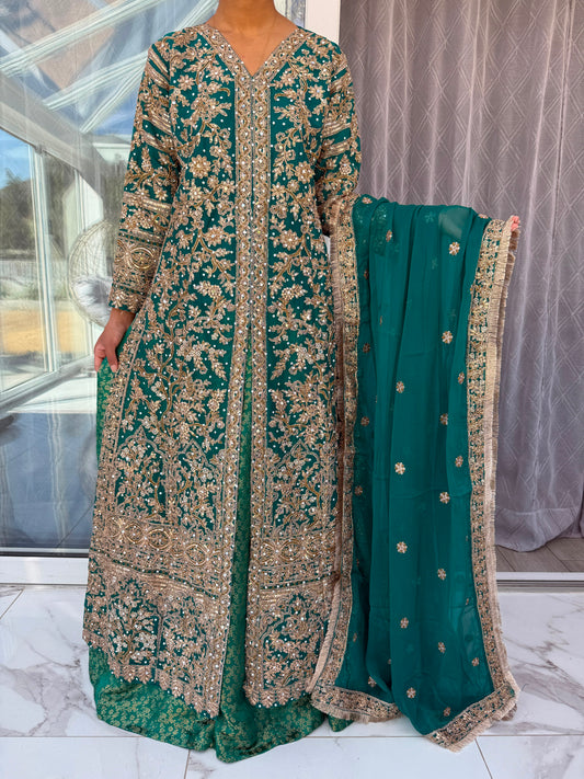 JAHAN - Embroidered chiffon kameez with brocade lengha