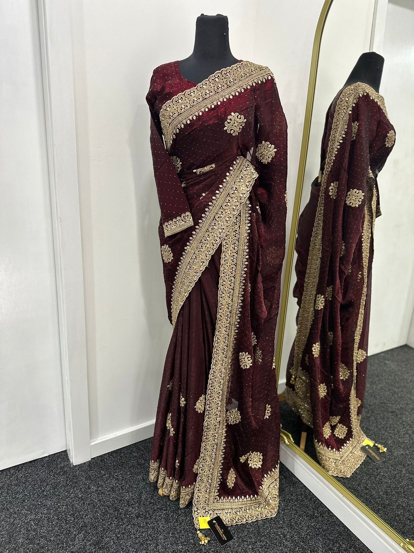 ISHQ - Stonework Saree