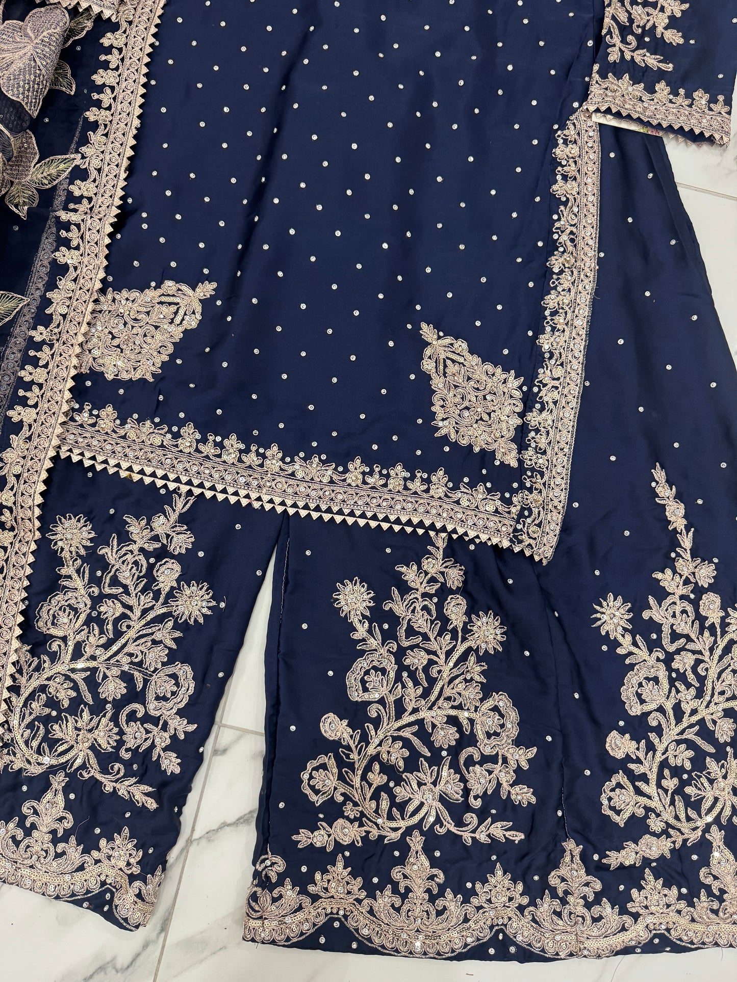 KASHISH - Embroidered silk kameez with sharara navy blue