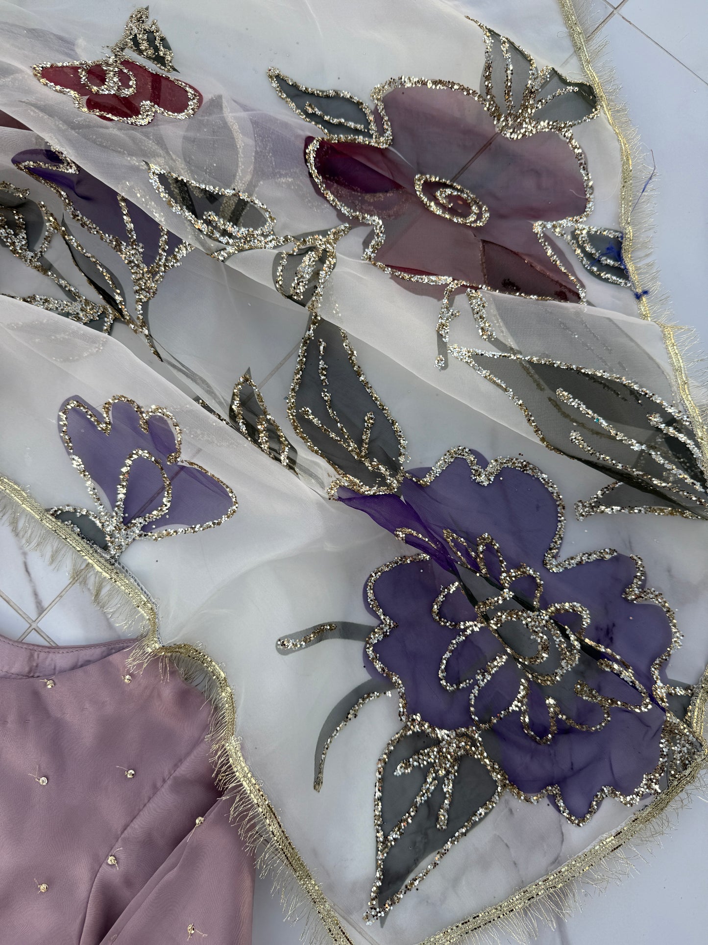 SUHANA - Organza and silk outfit with hand painted dupatta