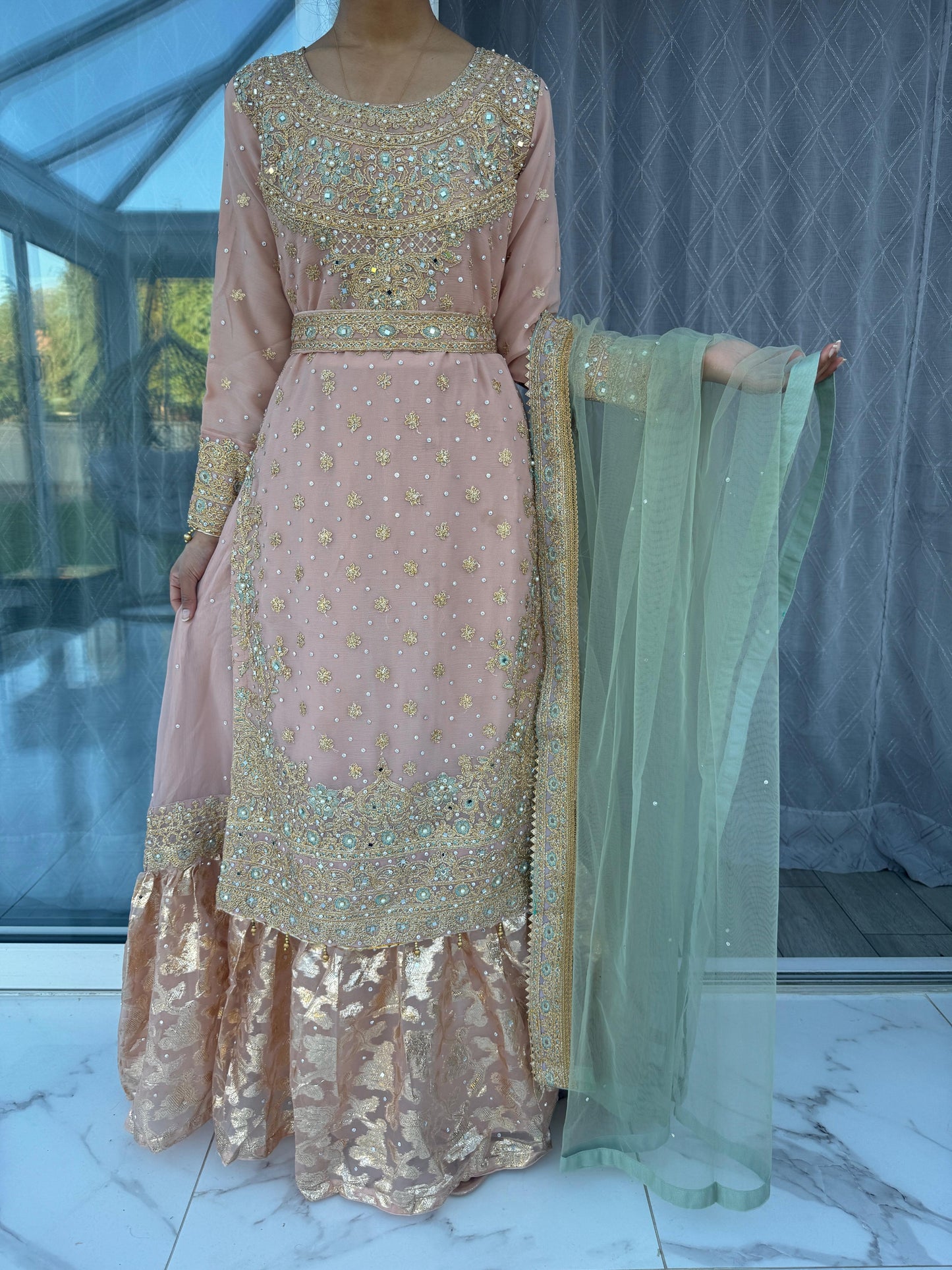 MAYAR - Embroidered chiffon kameez with Farshi lengha