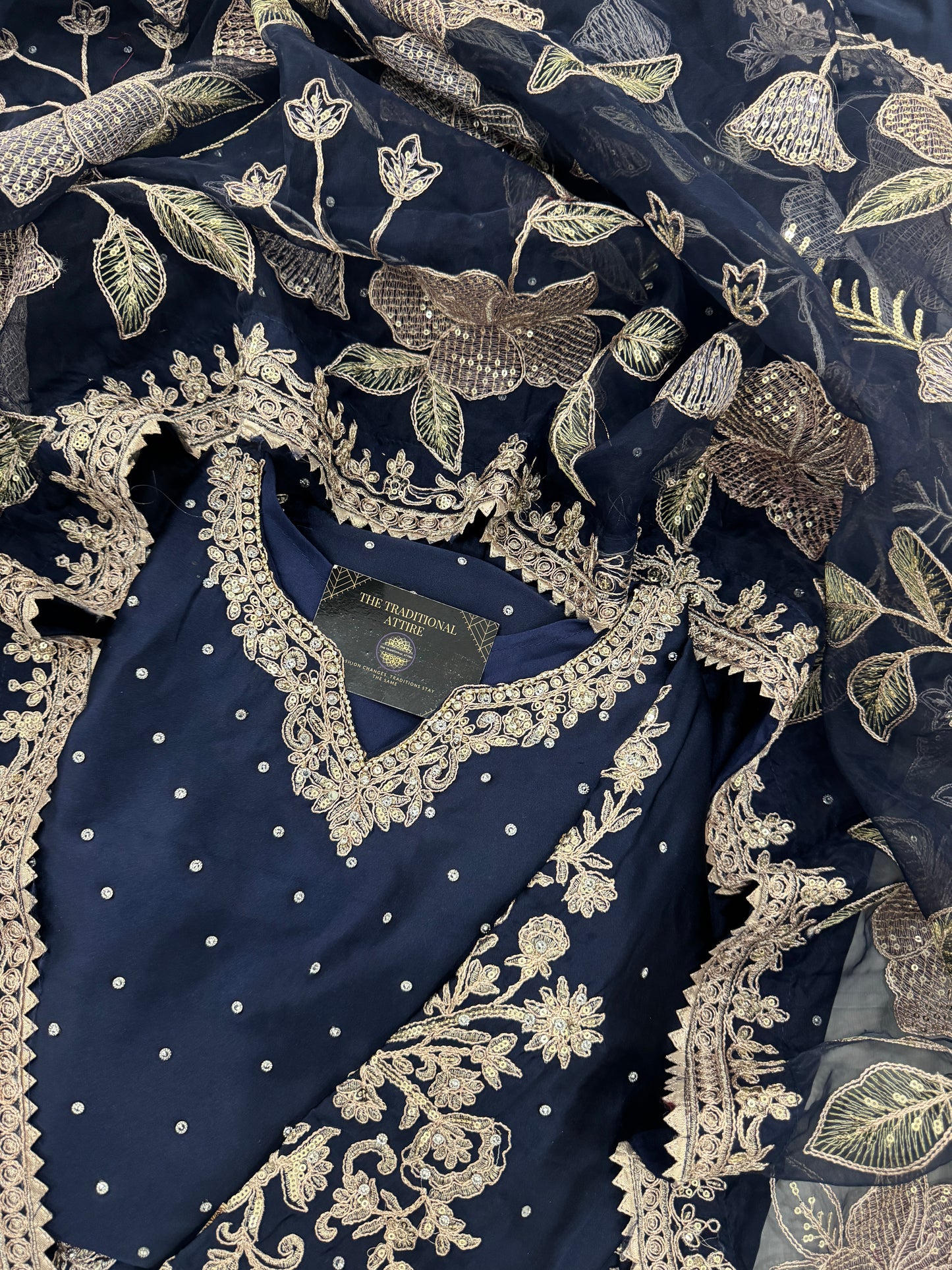 KASHISH - Embroidered silk kameez with sharara navy blue