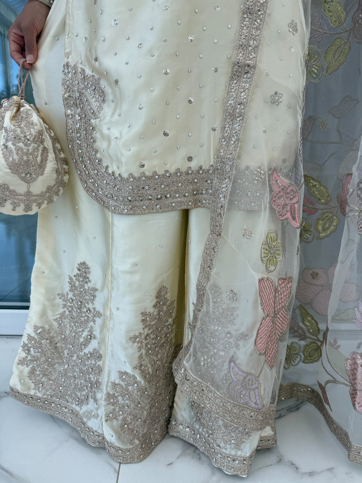 ZARYAB - Embroidered silk kameez with Sharara