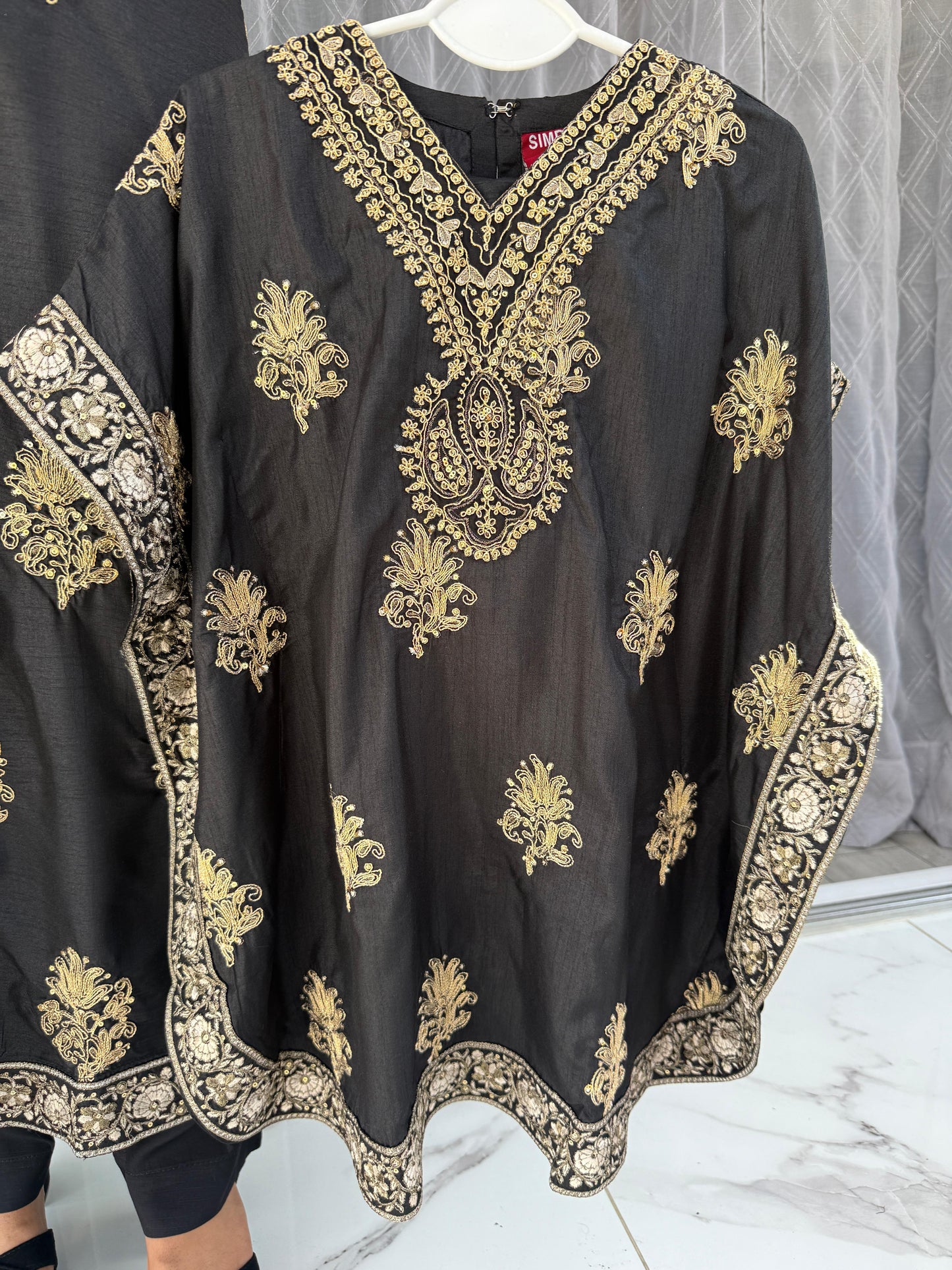 LEILA Mother/daughter - Zari embroidered luxury viscose kaftan