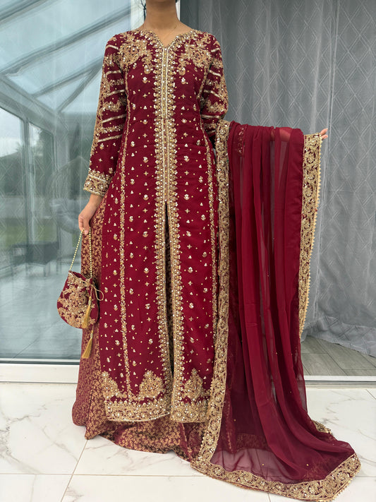 JANNAT - Embroidered chiffon kameez with brocade lengha