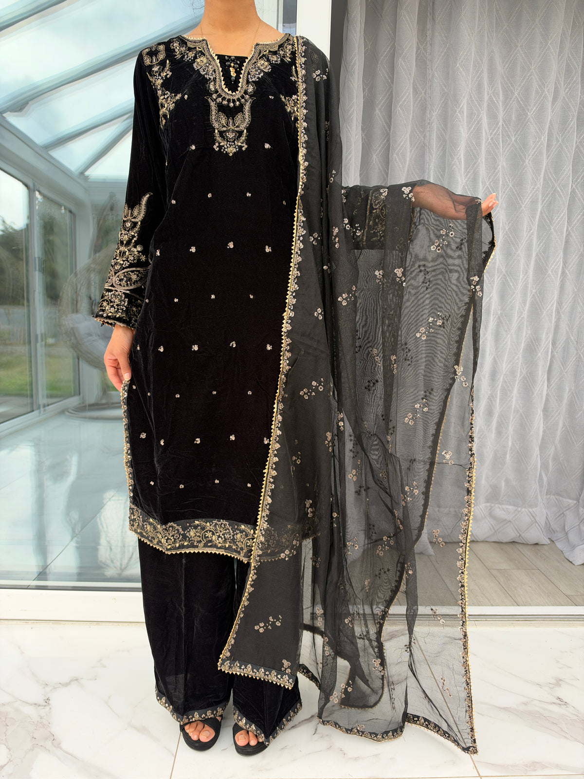 NAQSH BLACK - Embroidered luxury velvet kameez with plazo trousers & net dupatta