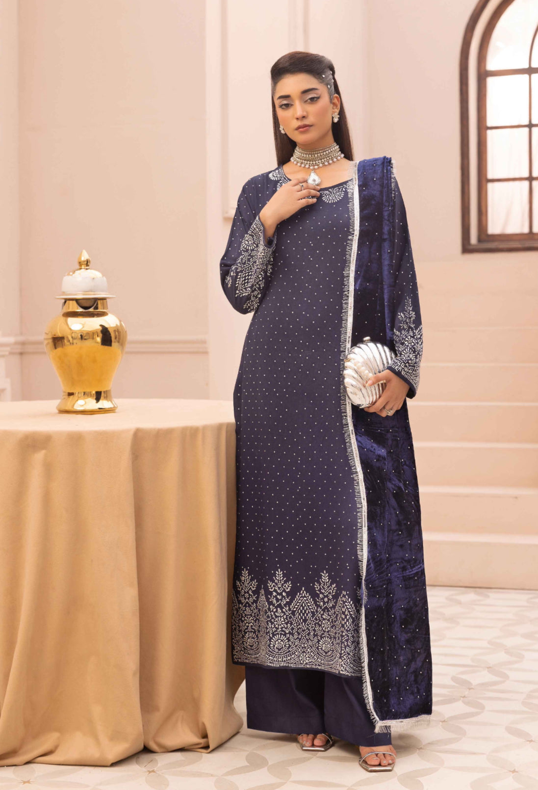 CRYSTALS SIMRANS - Luxury DHANAK outfit with diamanté and velvet shawl