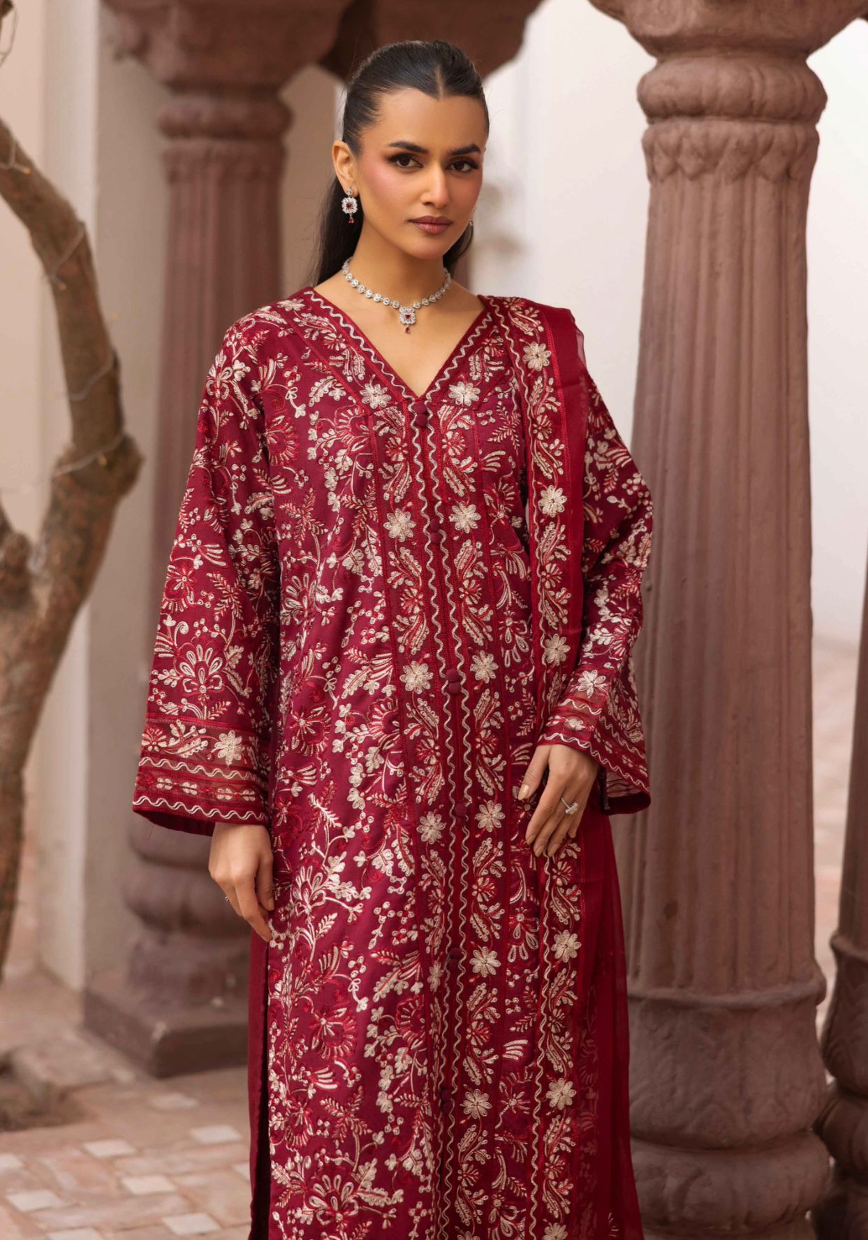 INAYA - Embroidered Linen kameez Eid festive