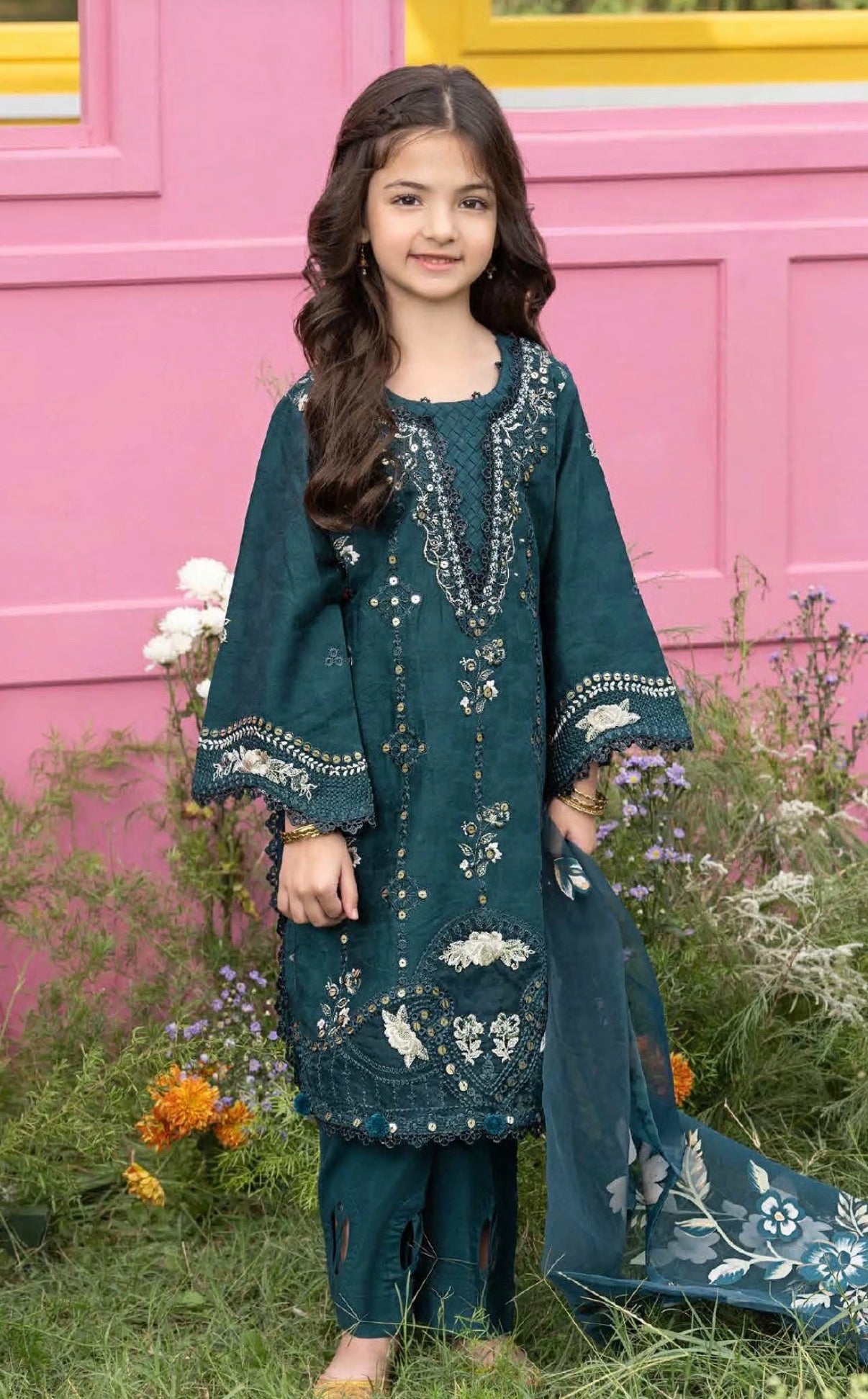 HANIA AMIR EXCLUSIVE JACQUARD EID COLLECTION