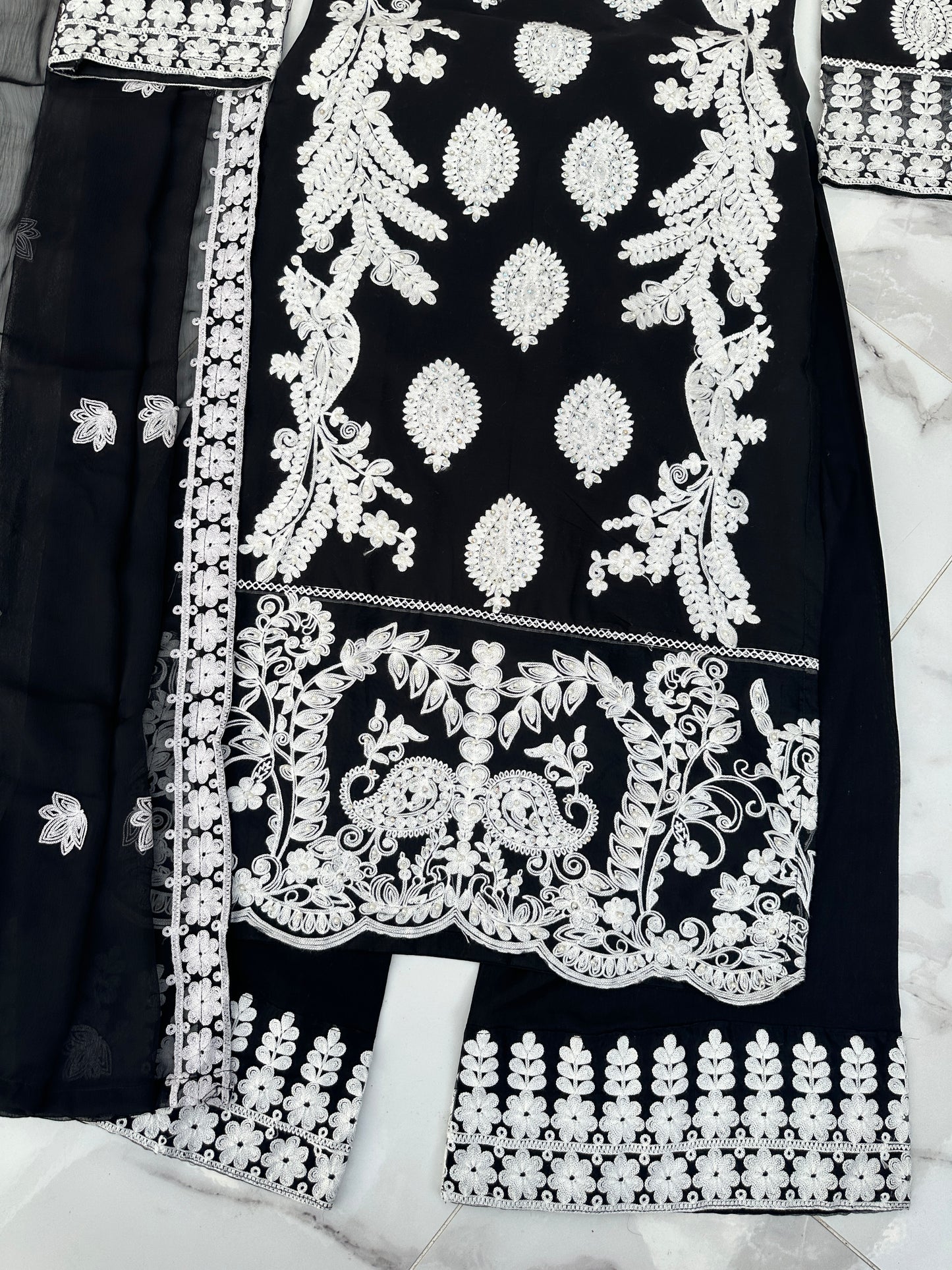 SIMRANS RIWAAZ COLLECTION BLACK